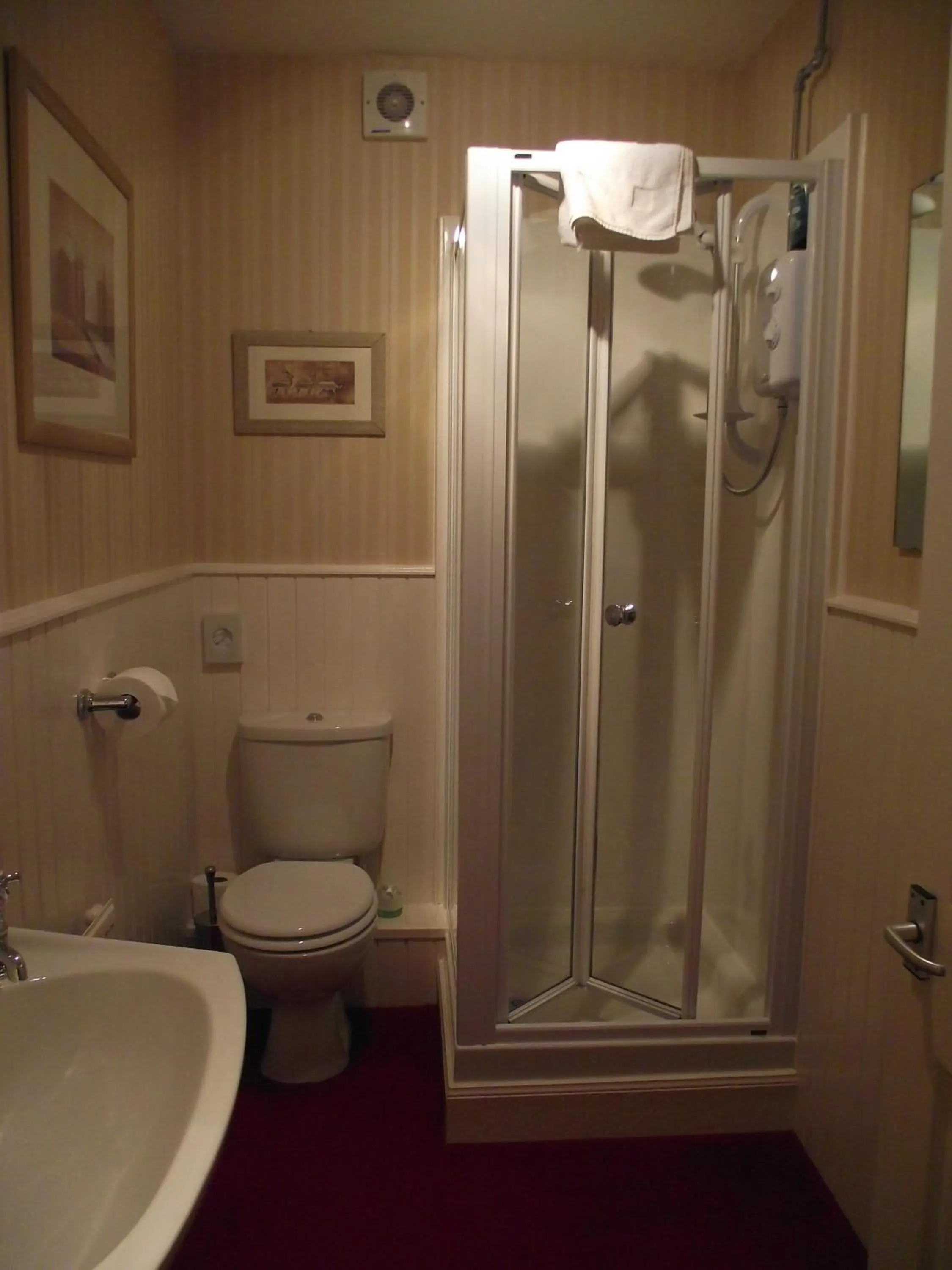 Bathroom in Broomfield House Bed and Breakfast