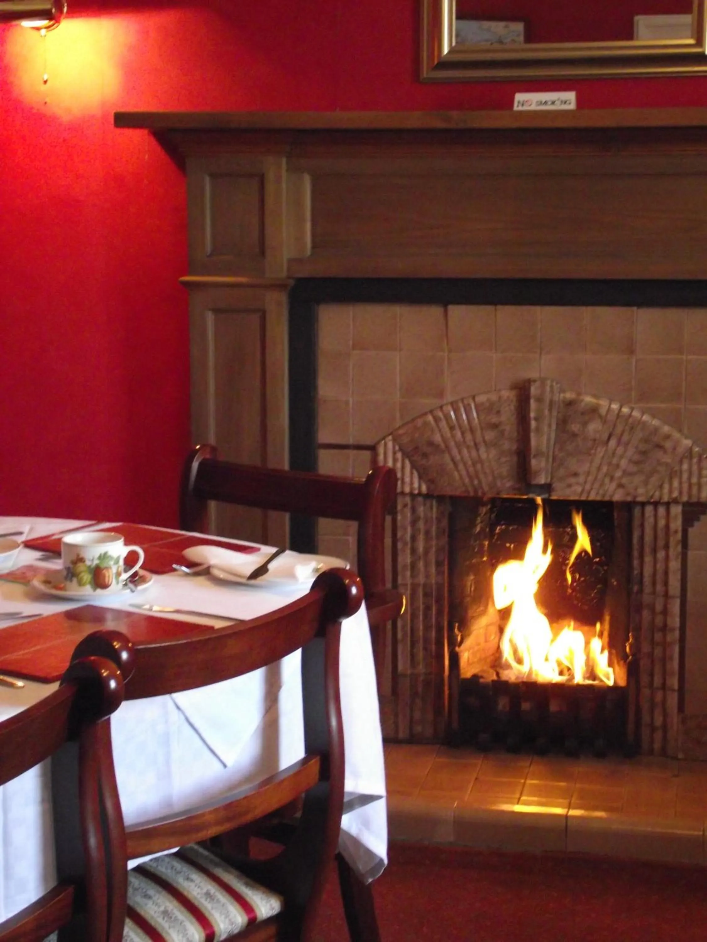 Restaurant/places to eat in Broomfield House Bed and Breakfast