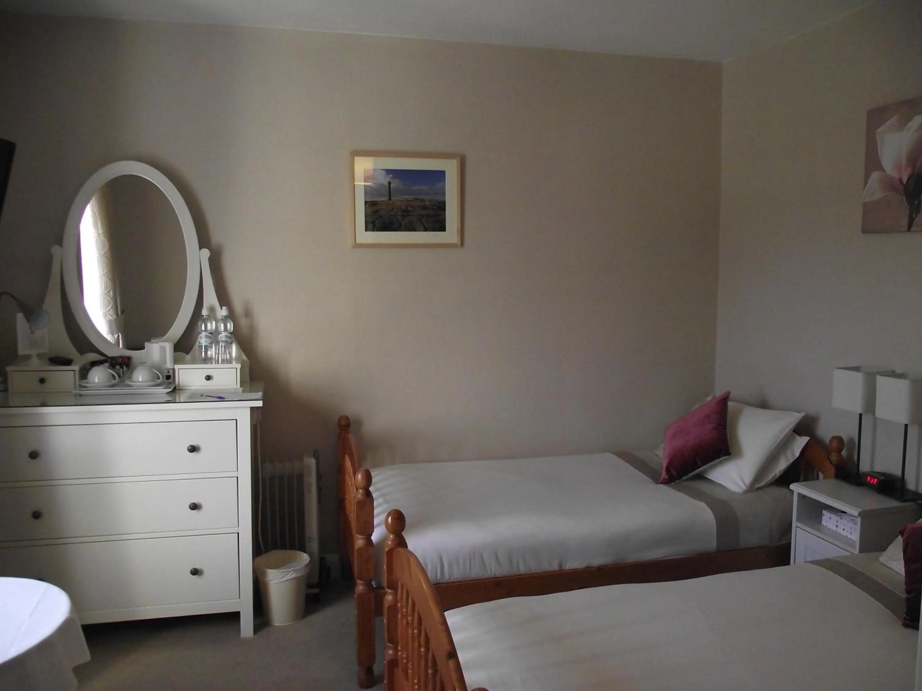 Bed in Broomfield House Bed and Breakfast