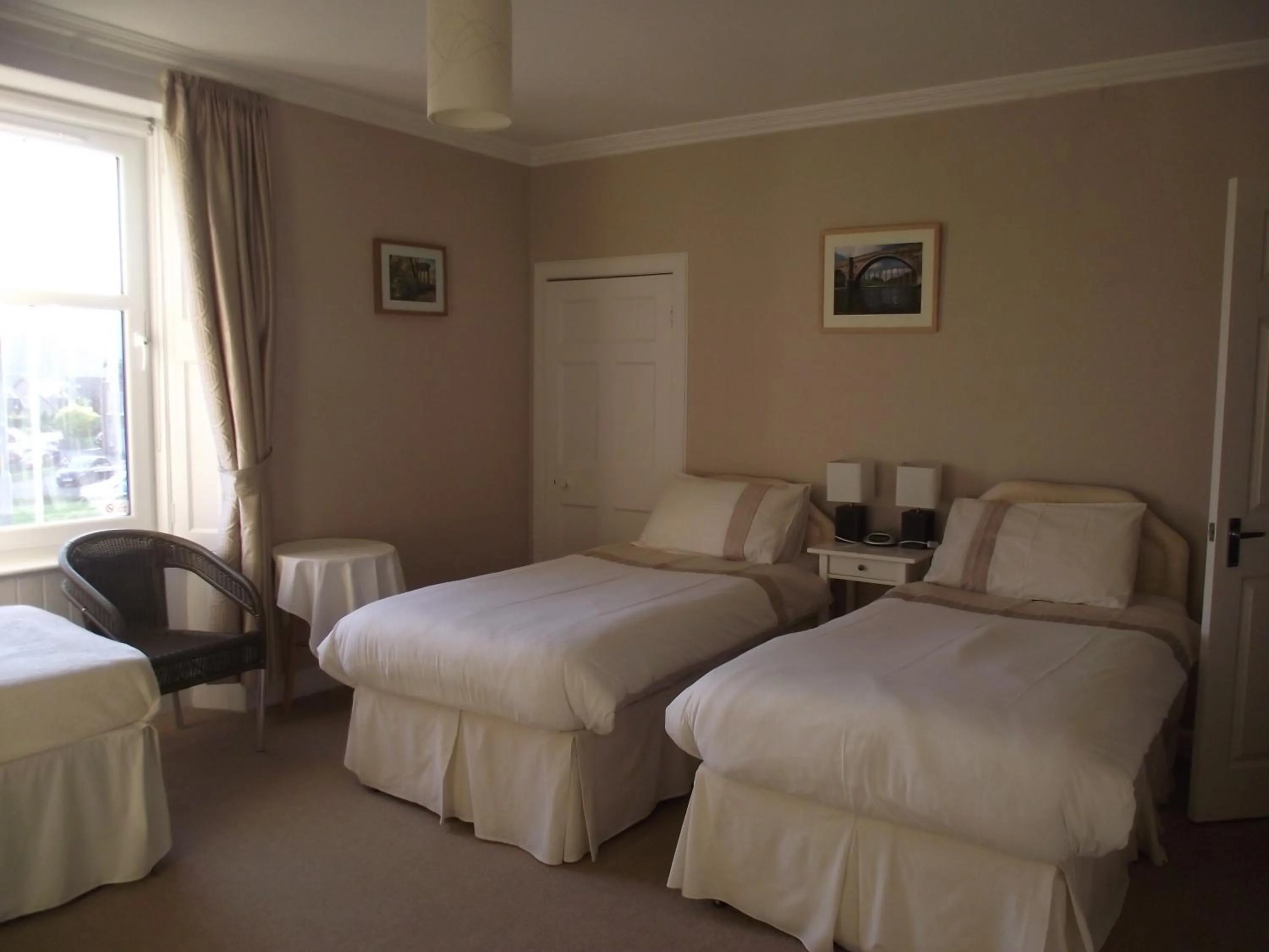 Bed in Broomfield House Bed and Breakfast