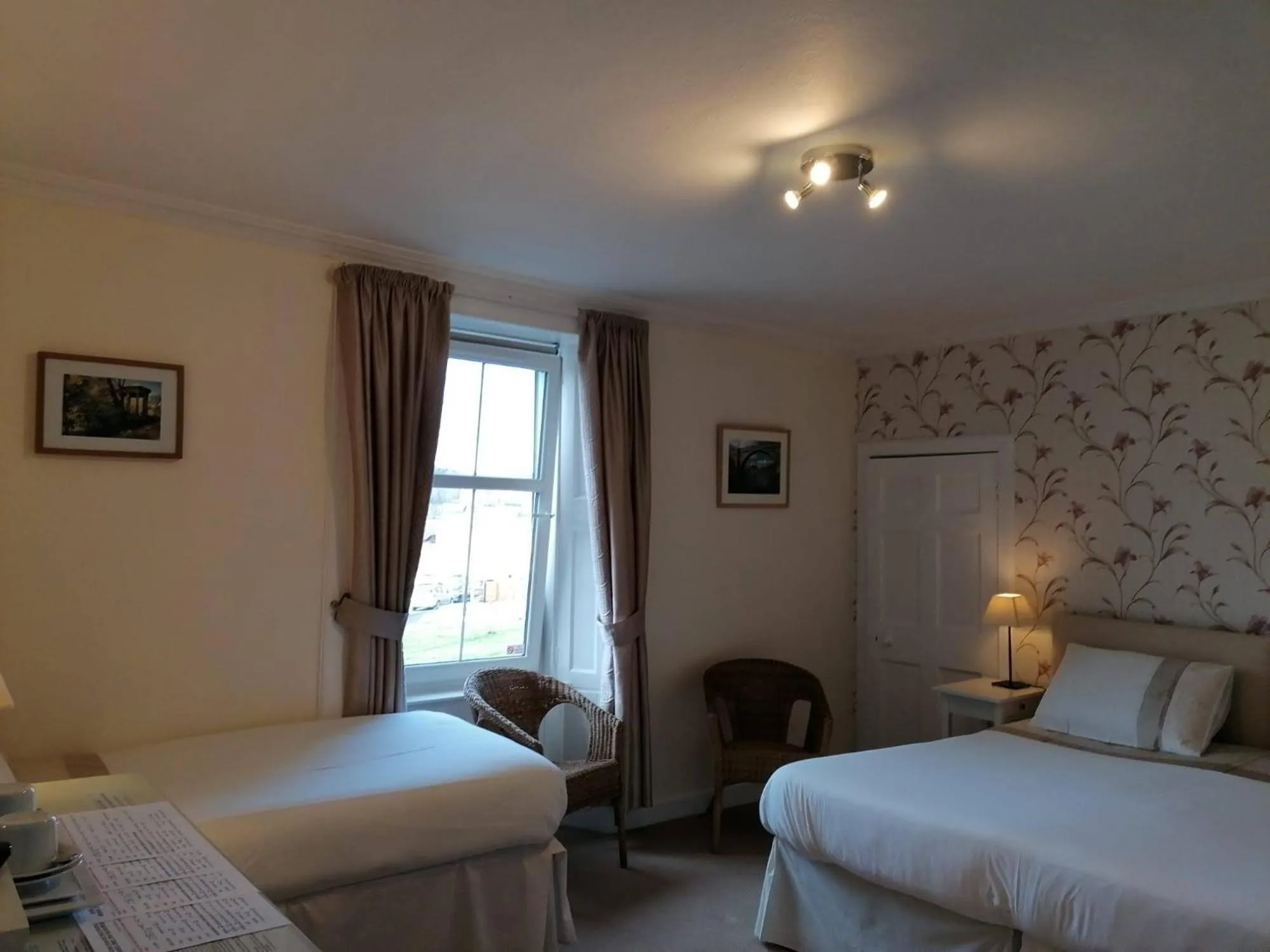 Coffee/tea facilities, Bed in Broomfield House Bed and Breakfast