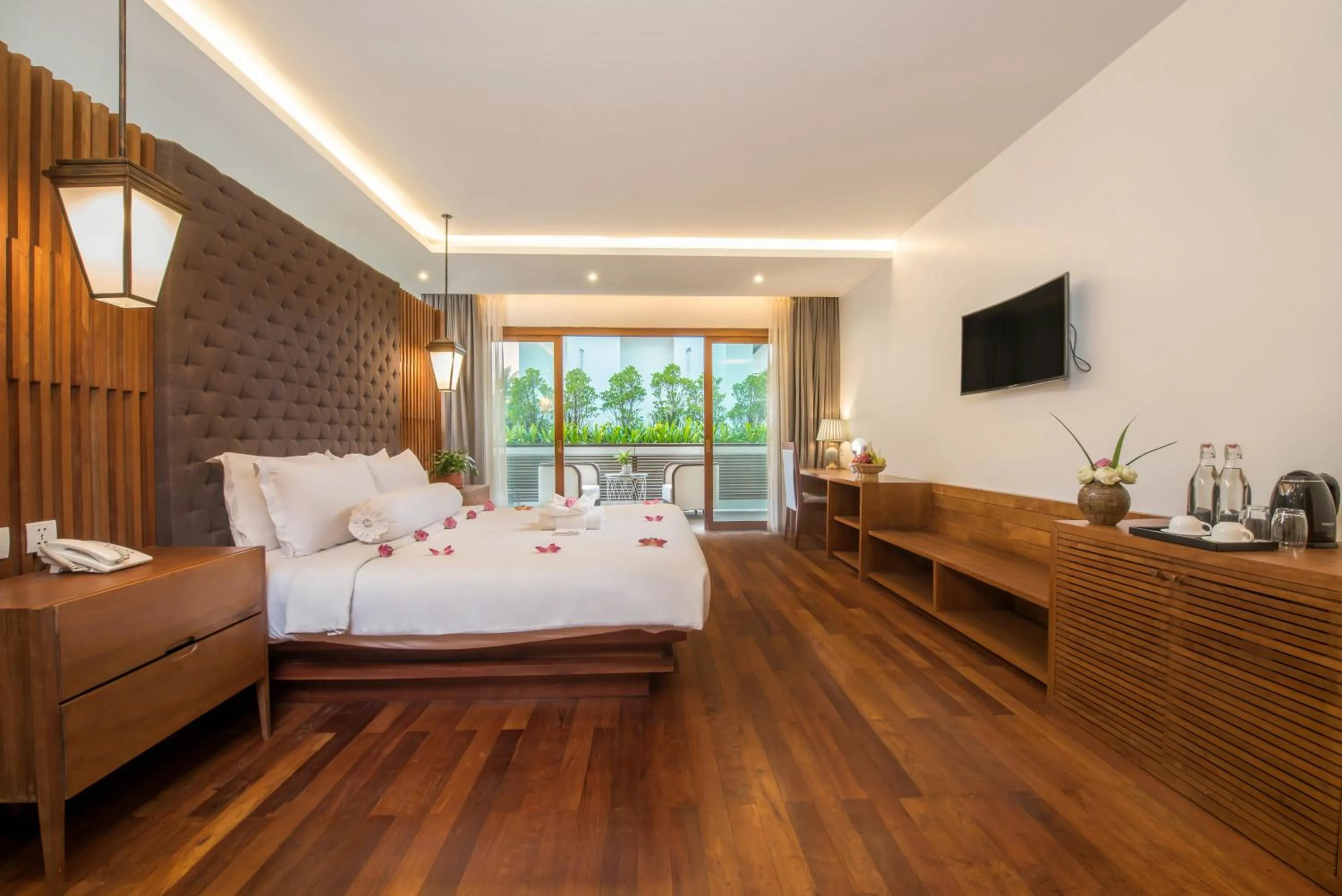 Balcony/Terrace, Bed in Siemreap Vasinh Residence