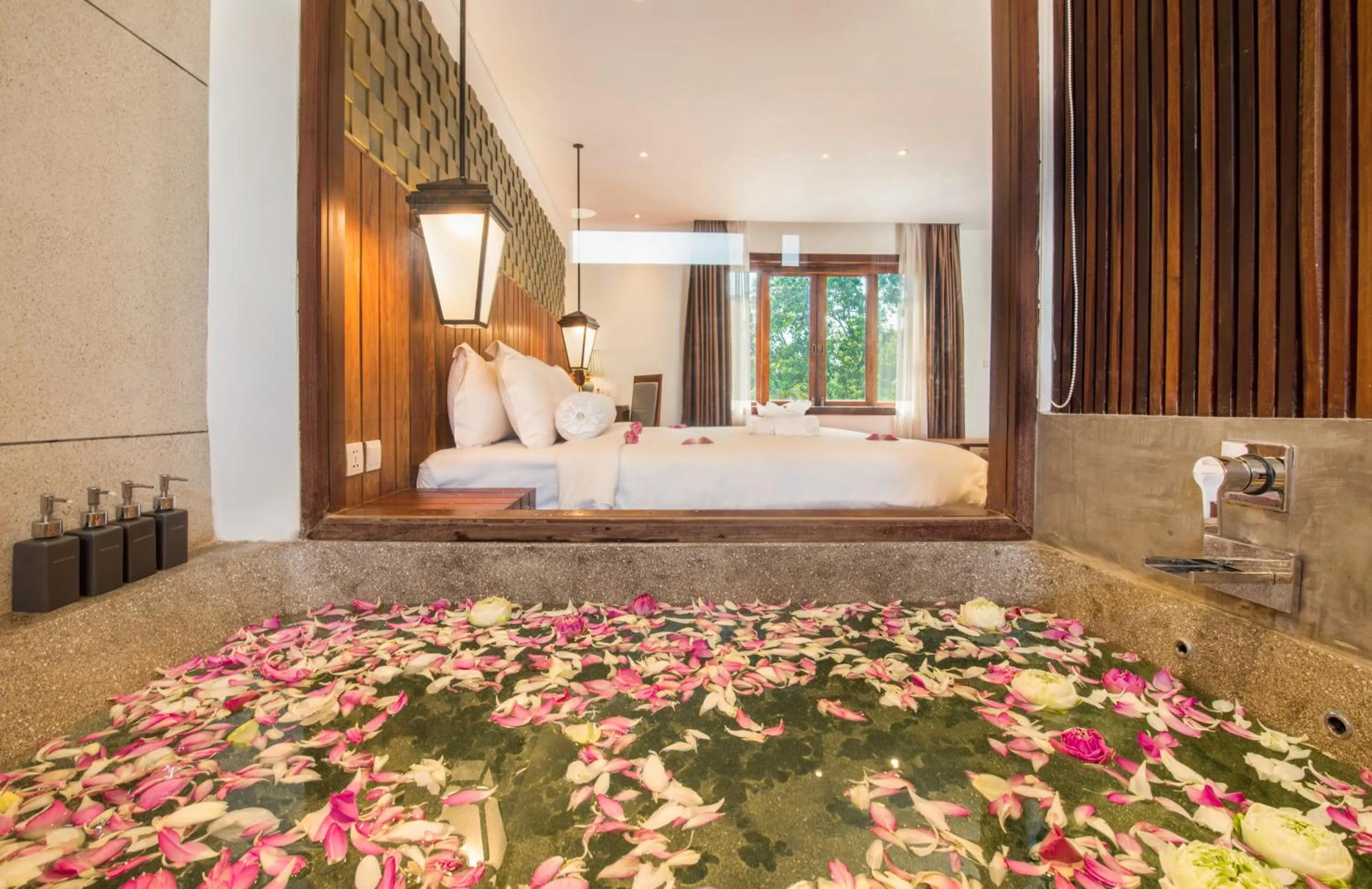 Bath, Bed in Siemreap Vasinh Residence