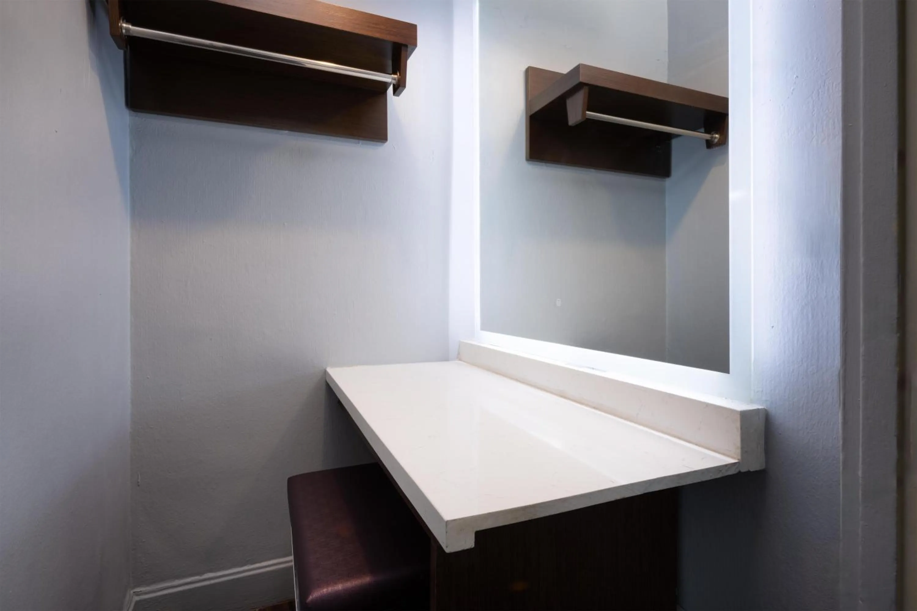 Bedroom in Cartwright Hotel Union Square - BW Premier Collection