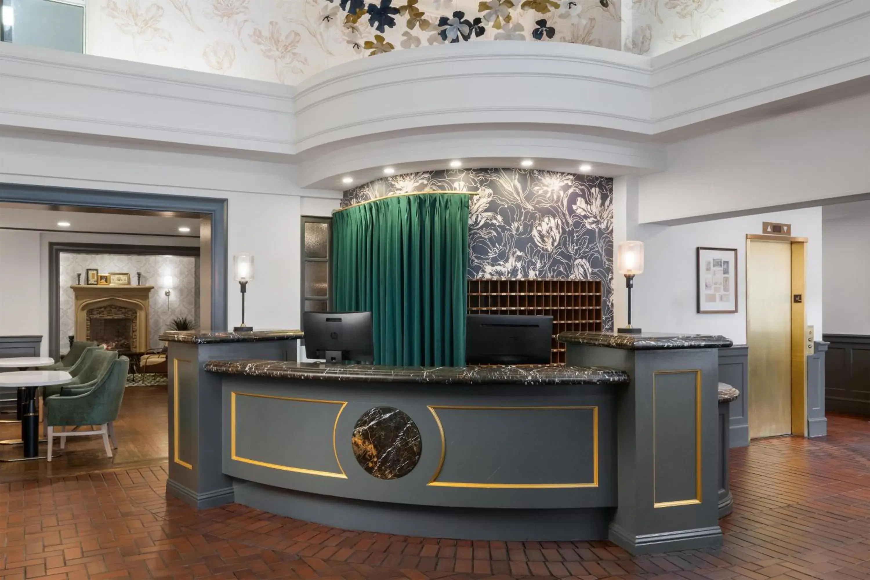 Lobby or reception in Cartwright Hotel Union Square - BW Premier Collection Lobby or reception in Cartwright Hotel Union Square - BW Premier Collection