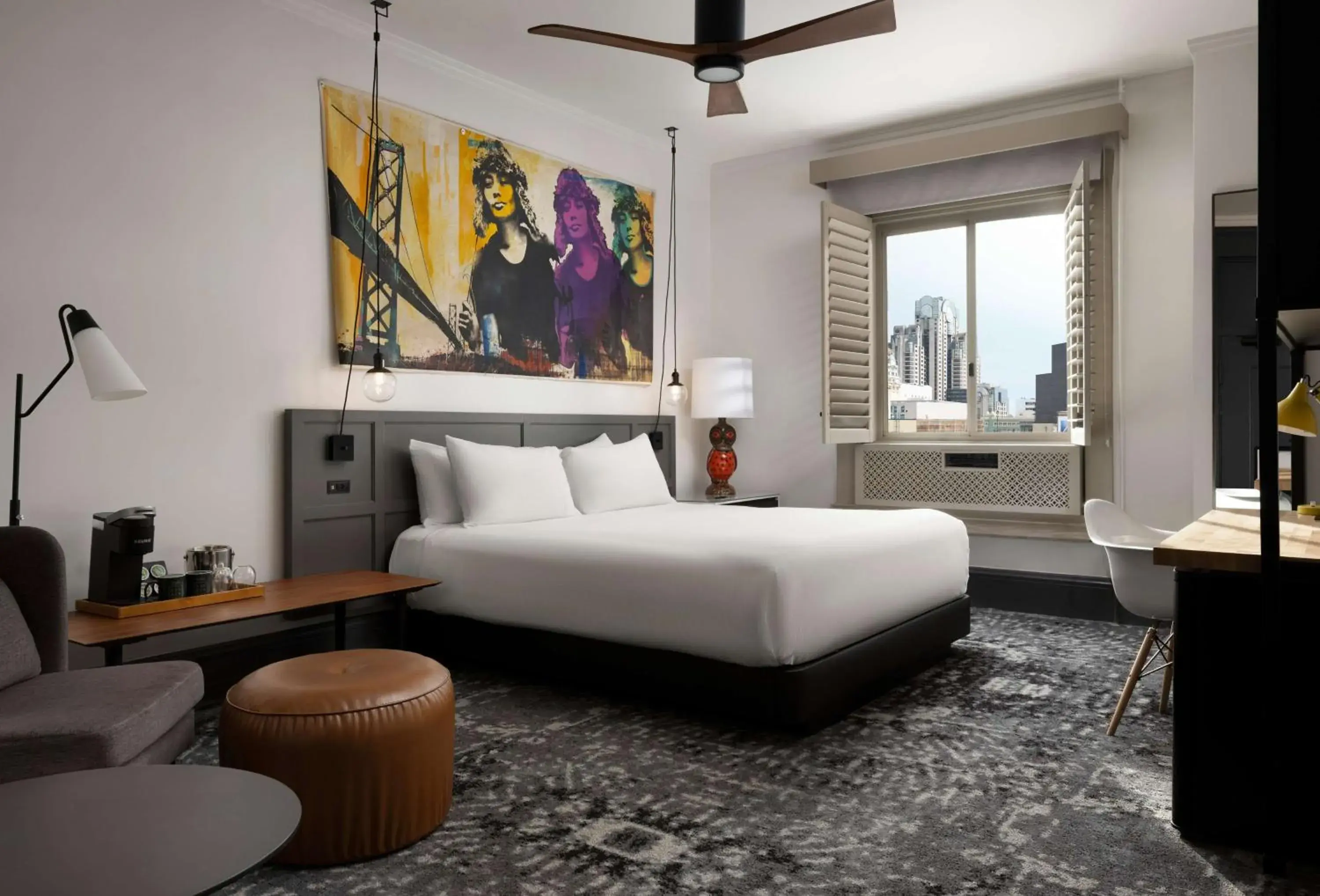 King Room with Bath Tub - Mobility and Hearing Access/Non-Smoking in The Barnes San Francisco, Tapestry Collection by Hilton King Room with Bath Tub - Mobility and Hearing Access/Non-Smoking in The Barnes San Francisco, Tapestry Collection by Hilton