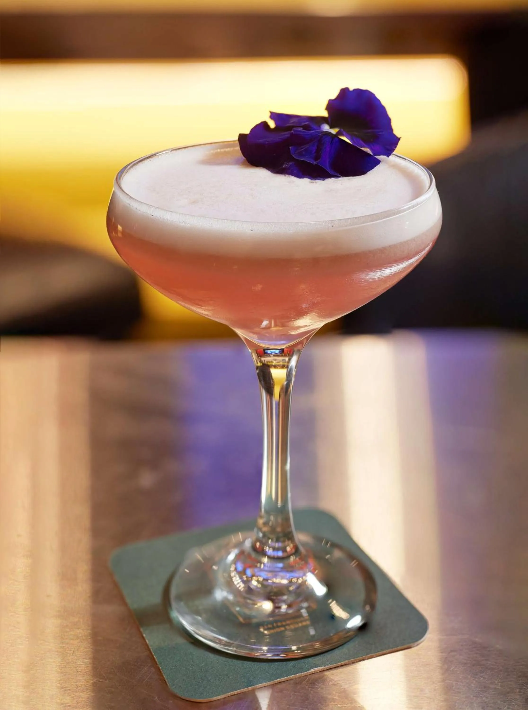 Dining area in The Barnes San Francisco, Tapestry Collection by Hilton