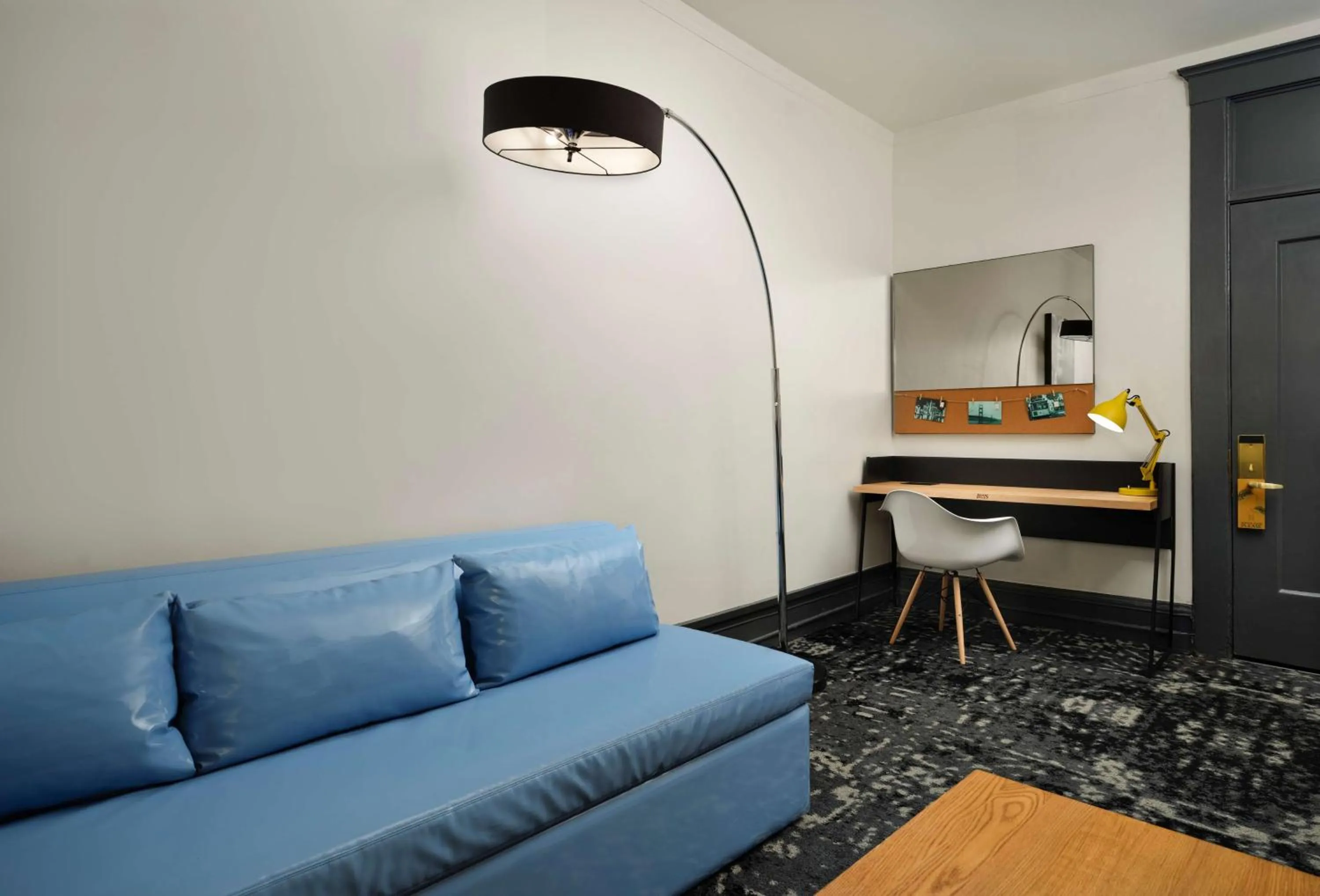 Living room in The Barnes San Francisco, Tapestry Collection by Hilton