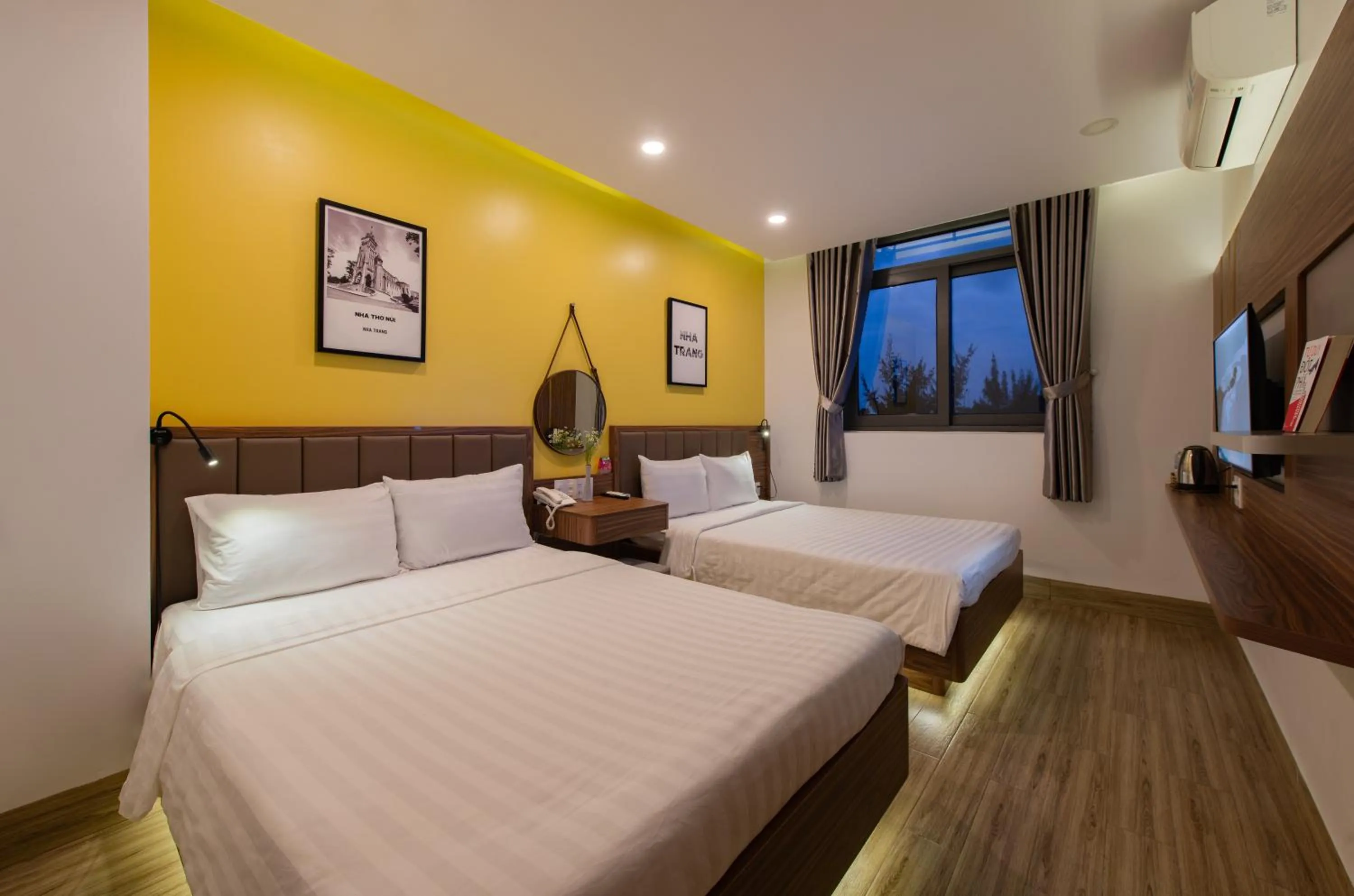 Bed in West Lake Hotel - Near Bai Dai Beach