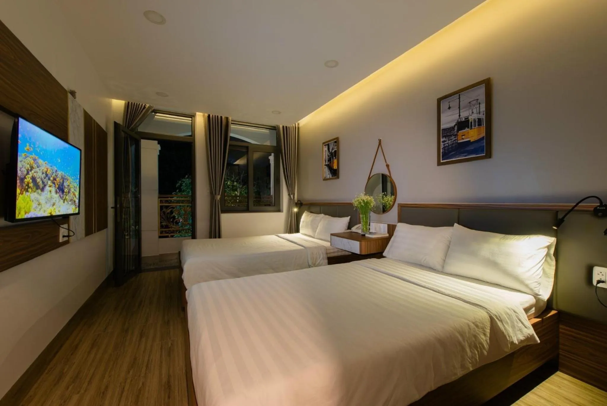 Bed in West Lake Hotel - Near Bai Dai Beach