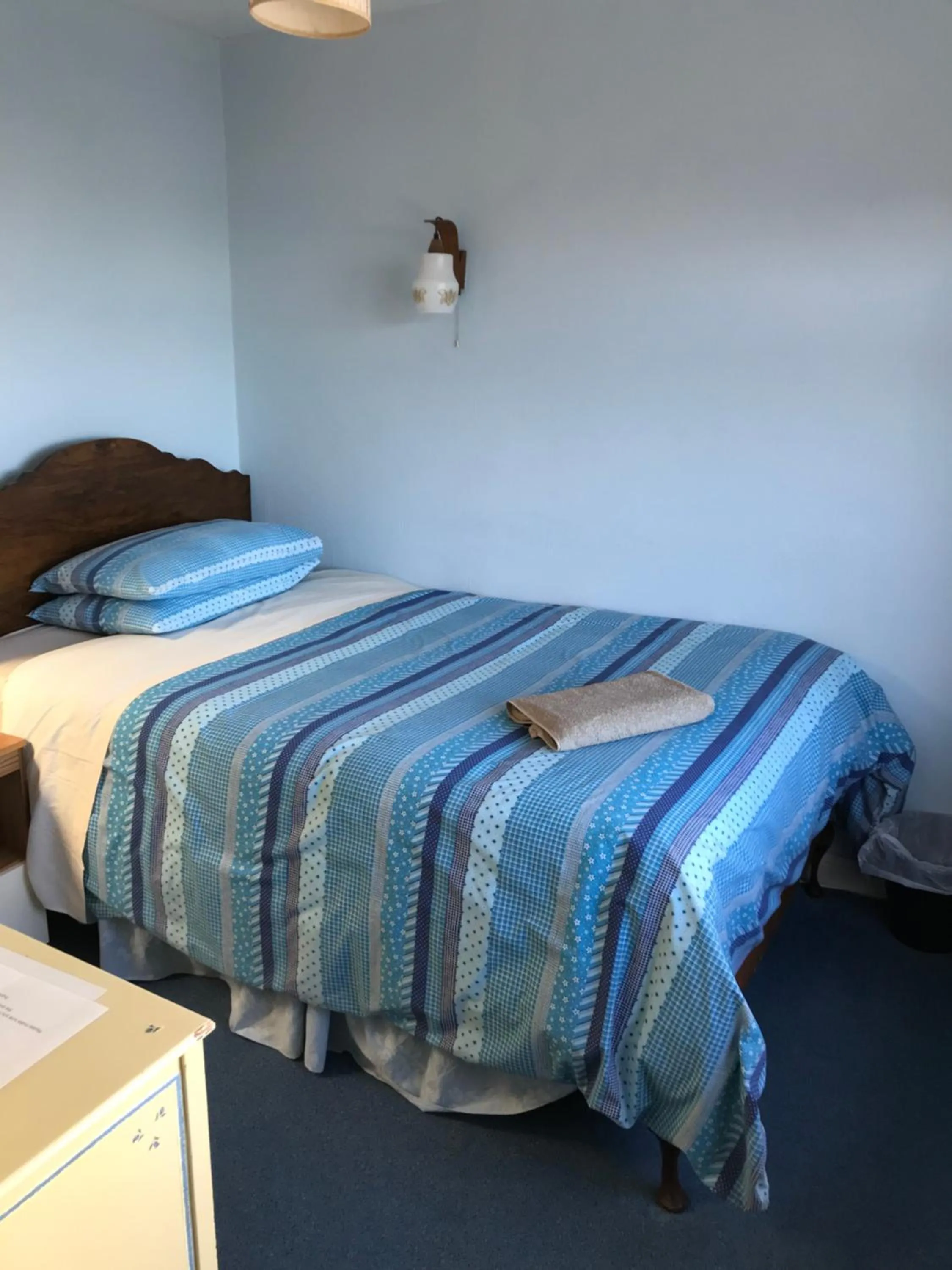 Bed in Carnside Guest House