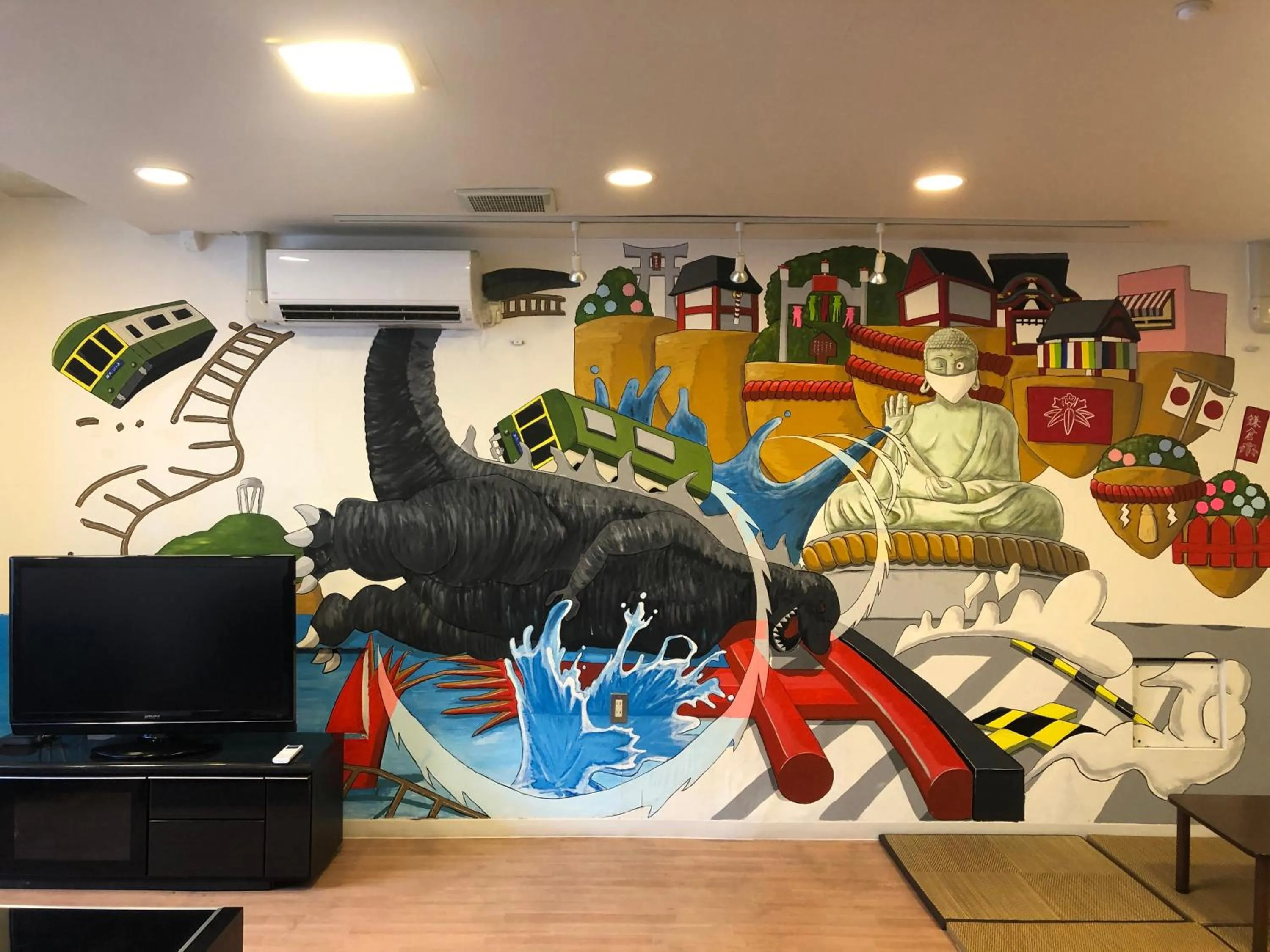 Communal lounge/ TV room in Syukur Ofuna