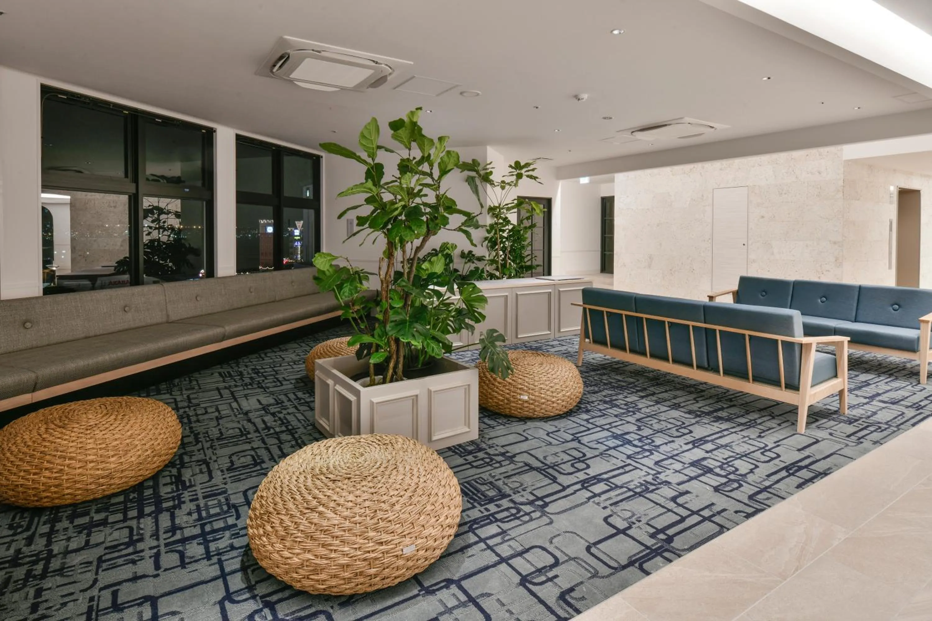 Lobby or reception in Lequ Okinawa Chatan Spa ＆ Resort