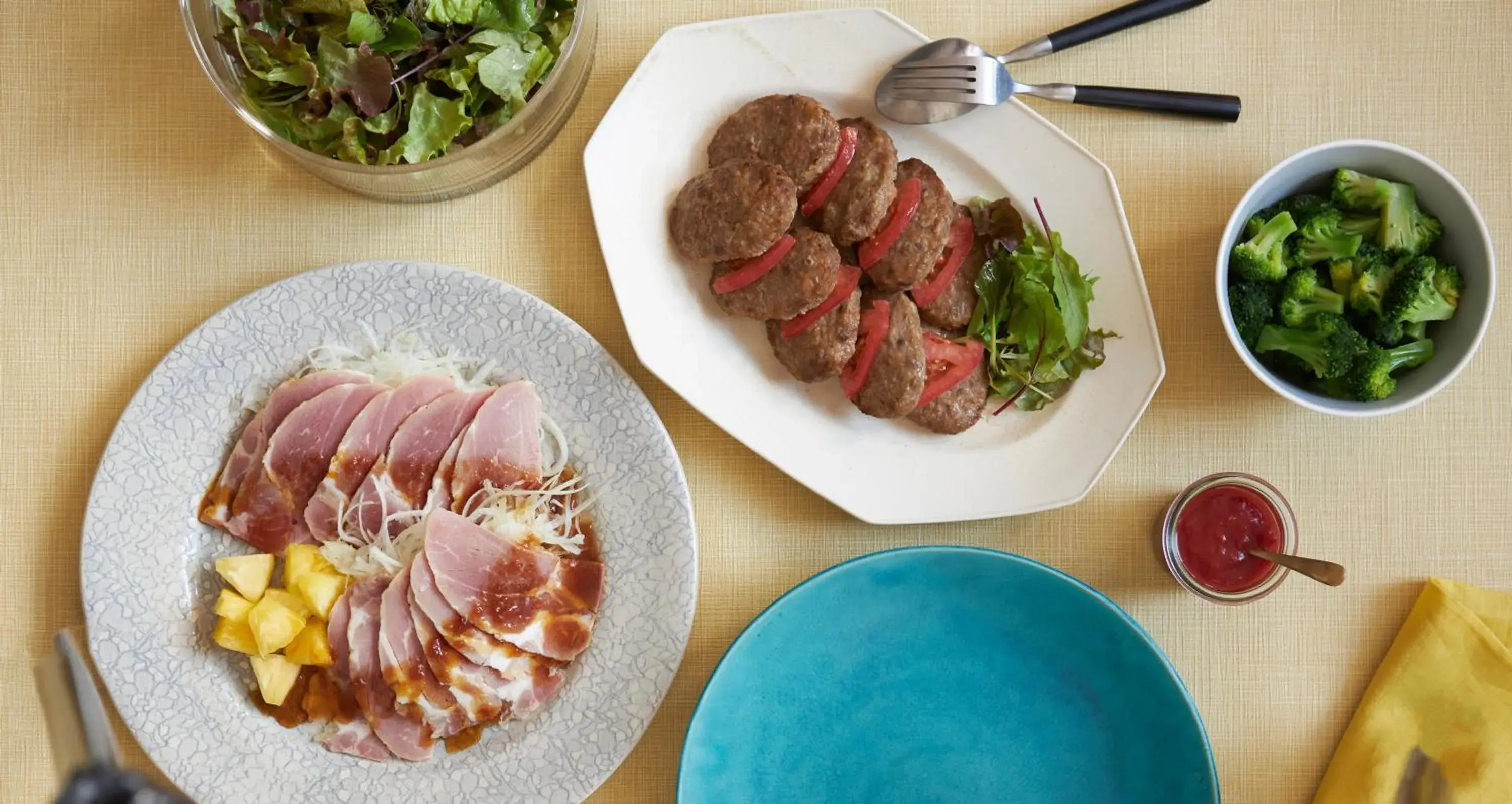 Buffet breakfast in Lequ Okinawa Chatan Spa & Resort Buffet breakfast in Lequ Okinawa Chatan Spa & Resort