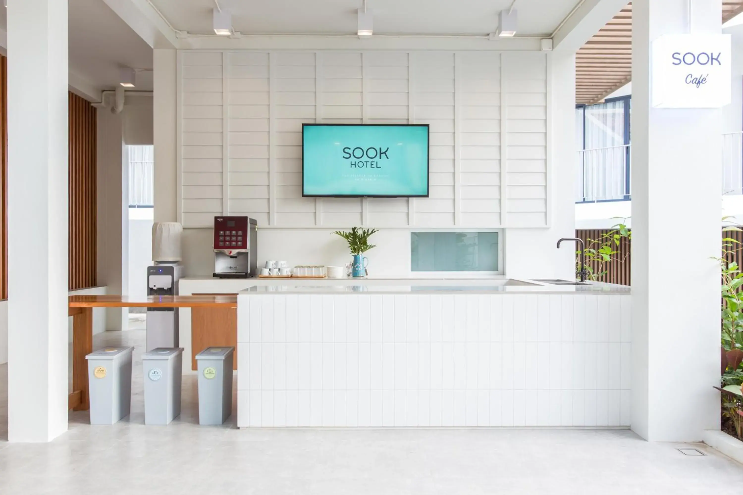 Restaurant/places to eat in Sook Hotel Restaurant/places to eat in Sook Hotel