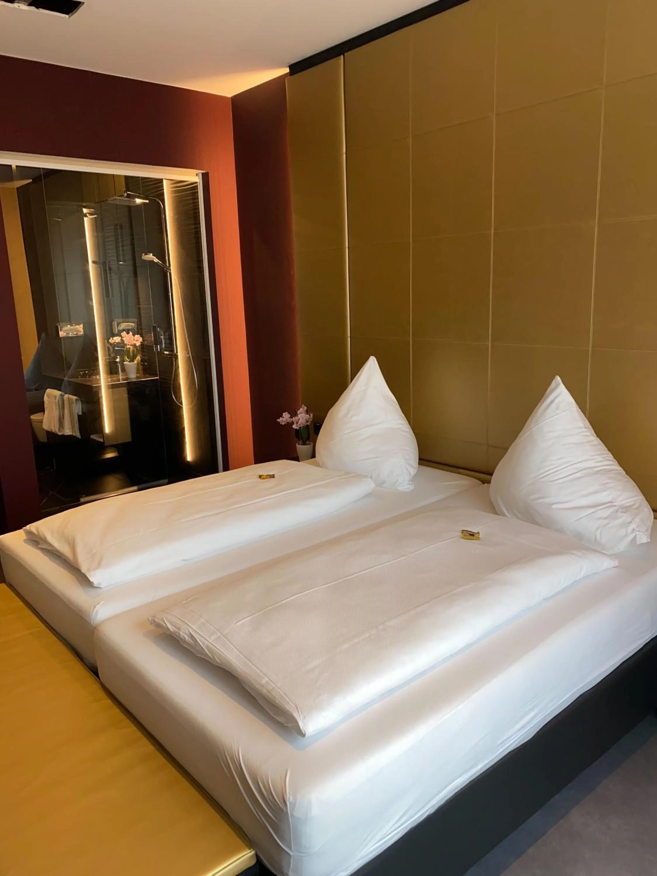 Bed in Primetime Hotel