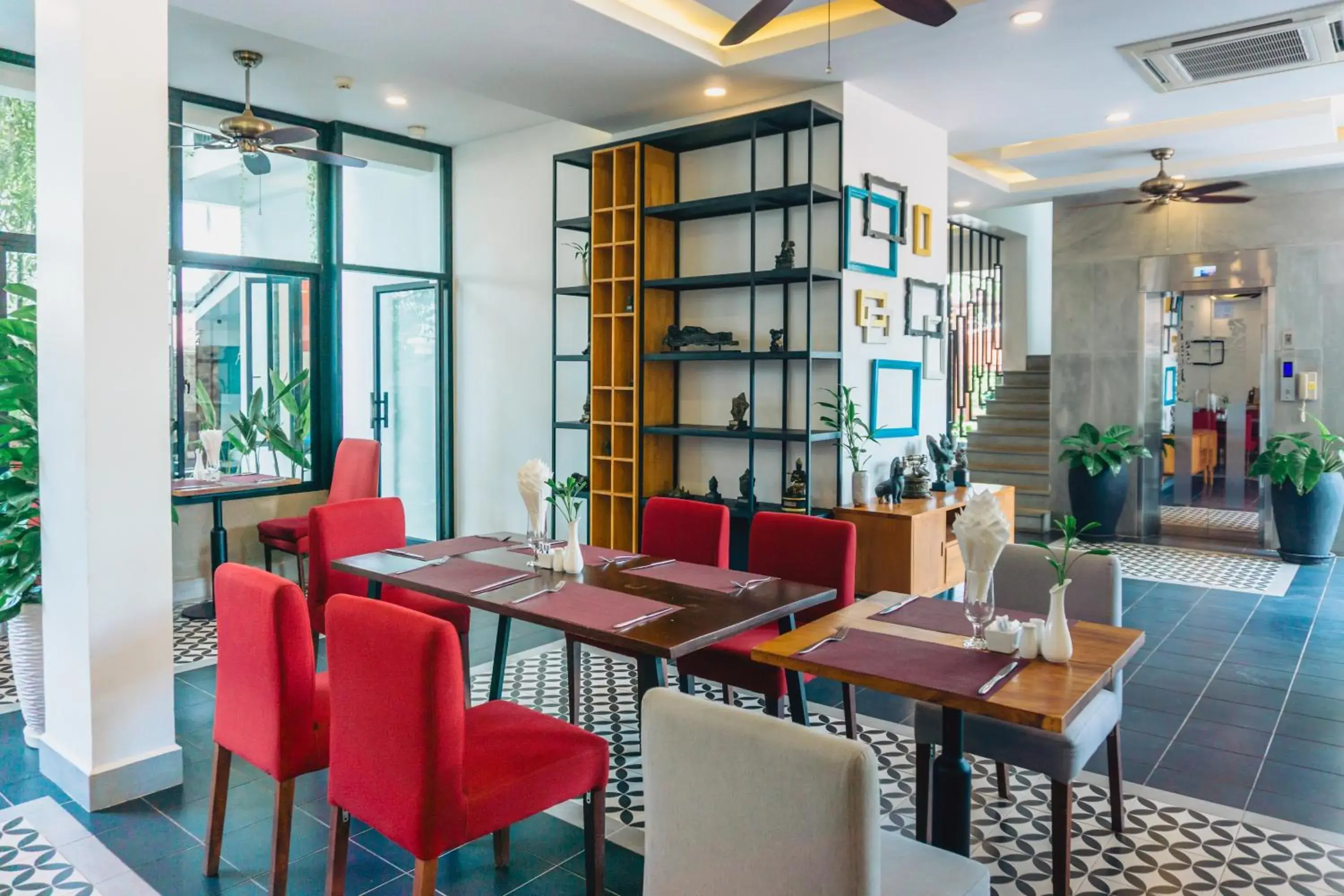 Restaurant/places to eat in Angkor Aurora Restaurant/places to eat in Angkor Aurora