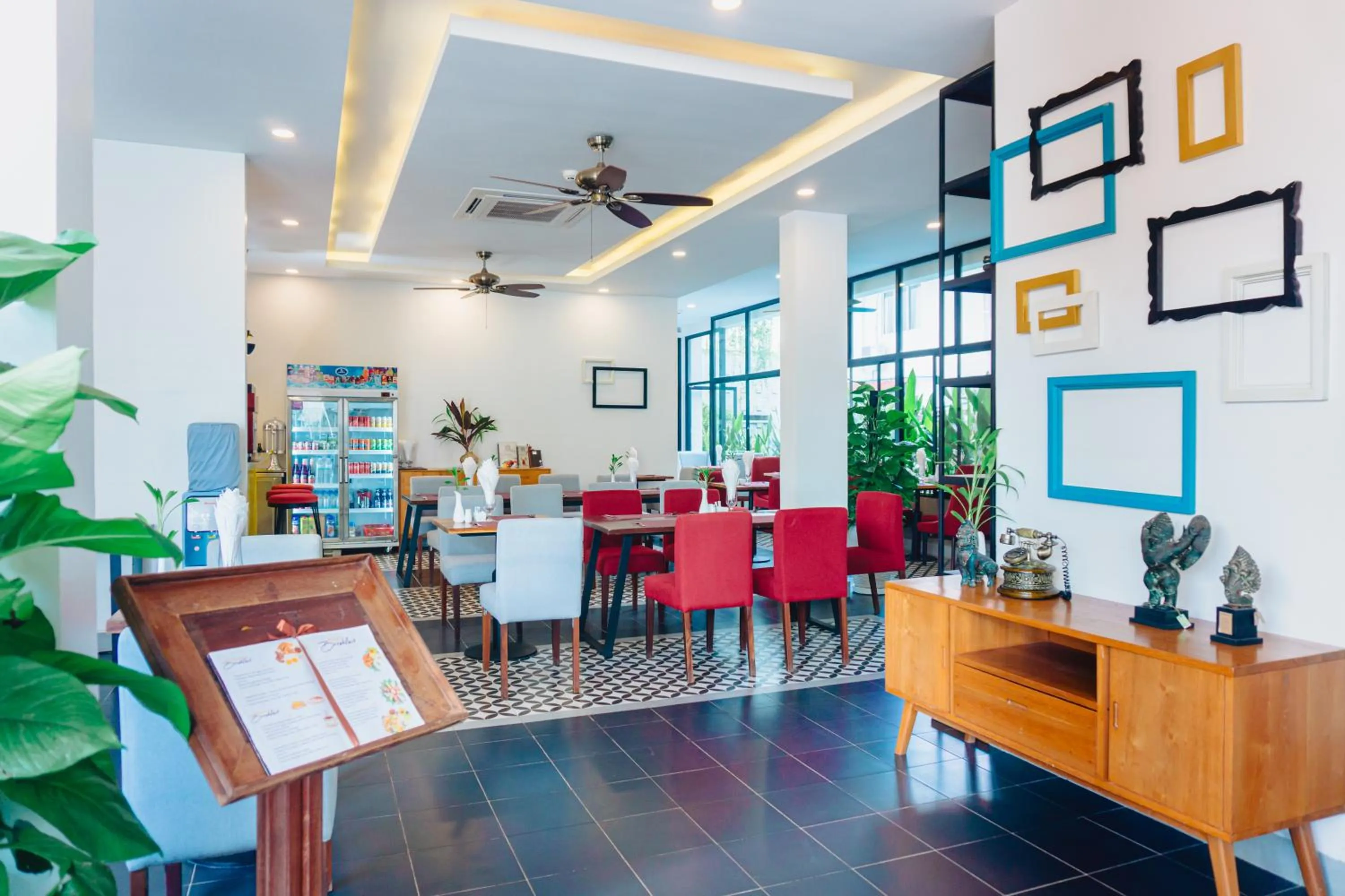 Restaurant/places to eat in Angkor Aurora