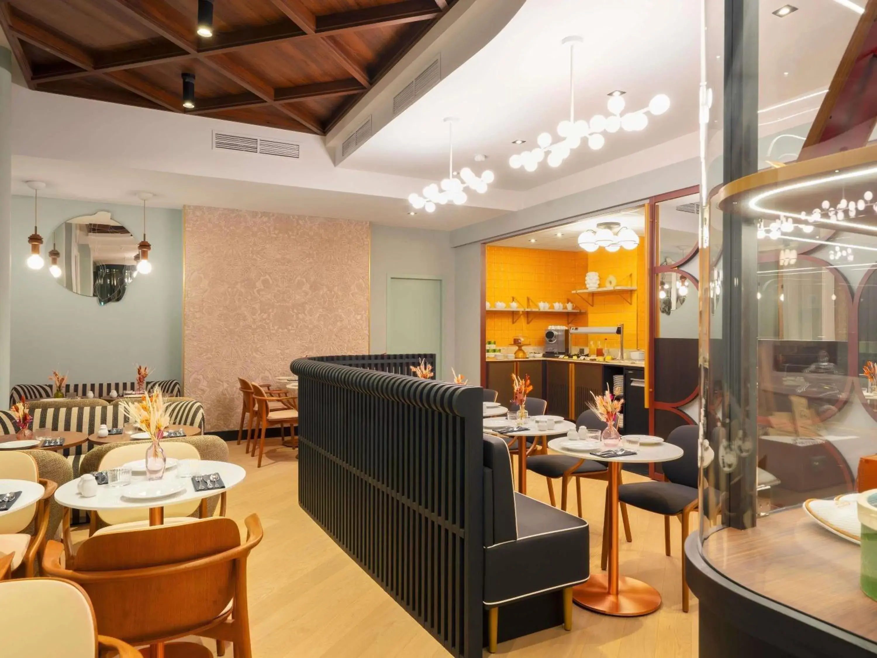 Breakfast in Grand Hotel des Brotteaux Lyon Ctre - Handwritten Collection Breakfast in Grand Hotel des Brotteaux Lyon Ctre - Handwritten Collection