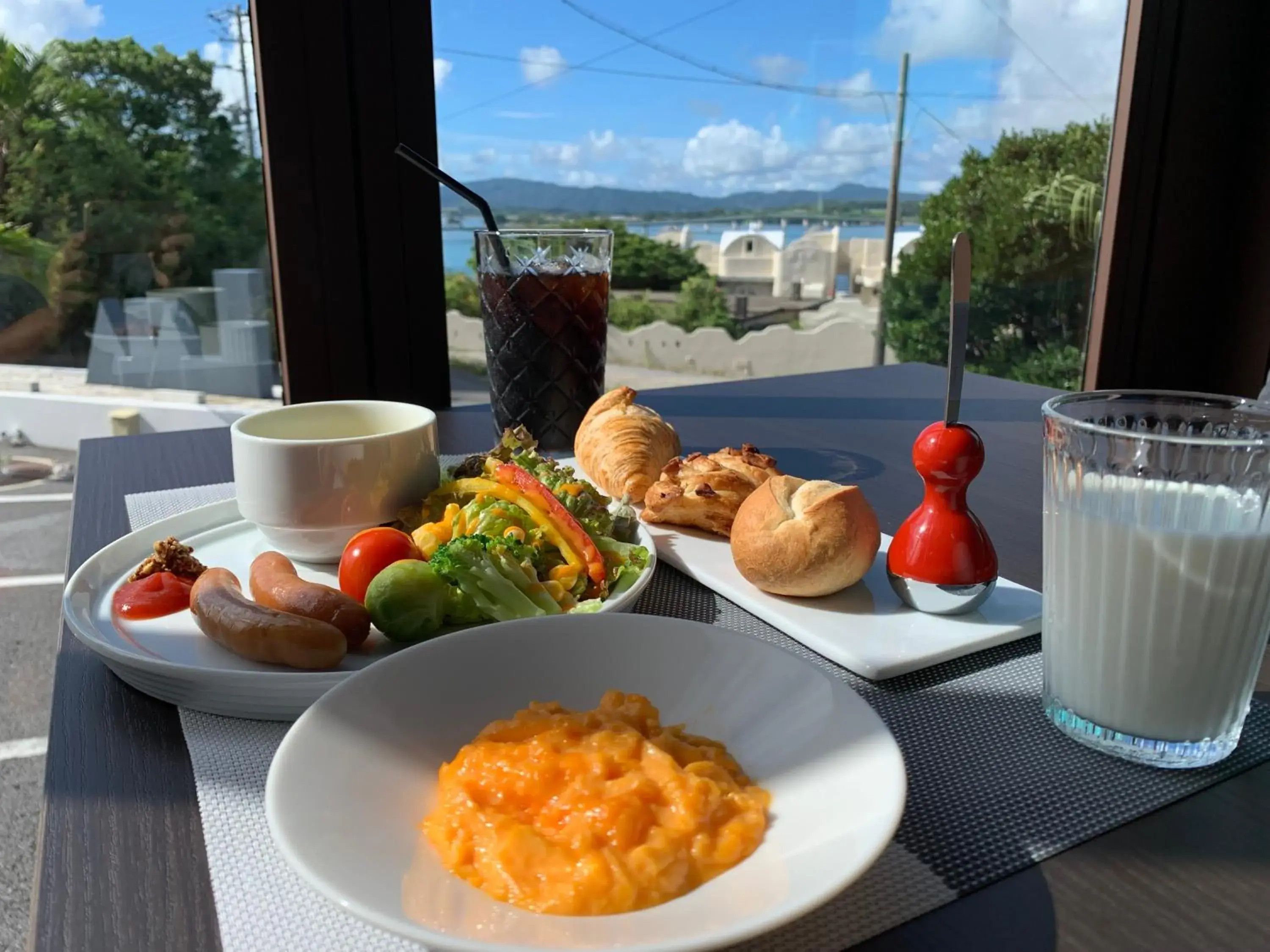 Restaurant/places to eat in Lalamare Kouri Restaurant/places to eat in Lalamare Kouri