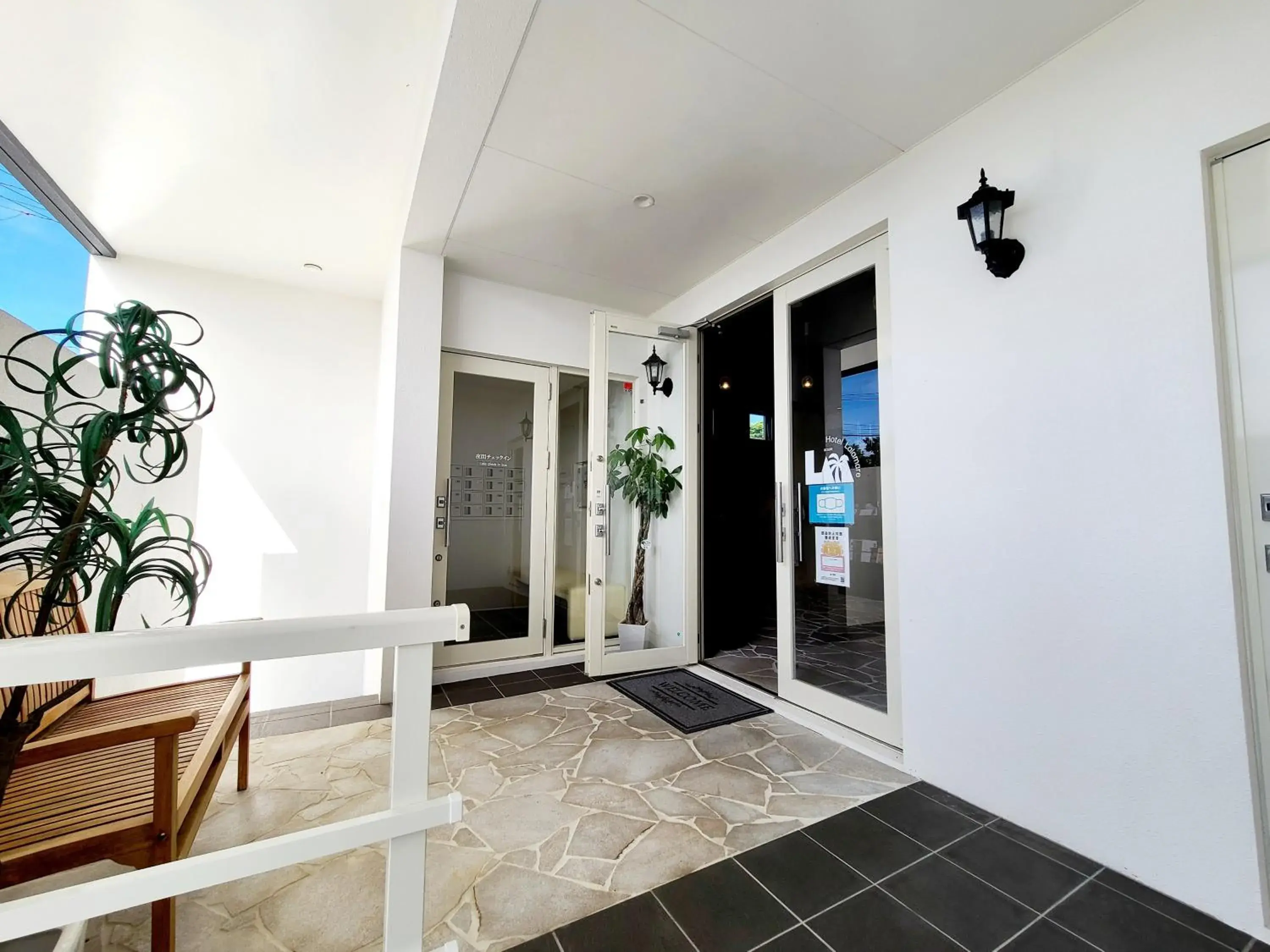 Property building in Lalamare Kouri Property building in Lalamare Kouri