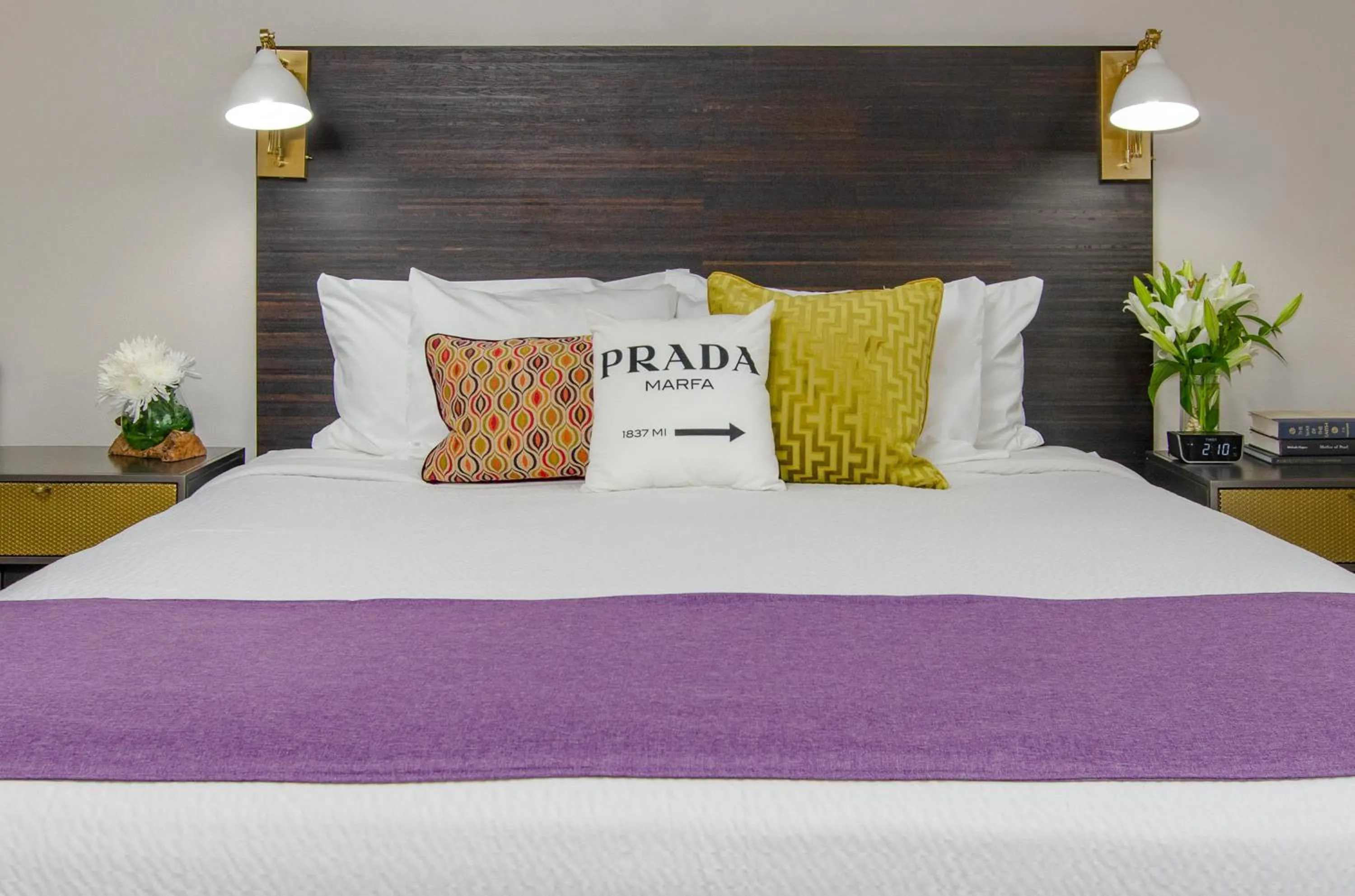 The Dundee - A Trace Hotel