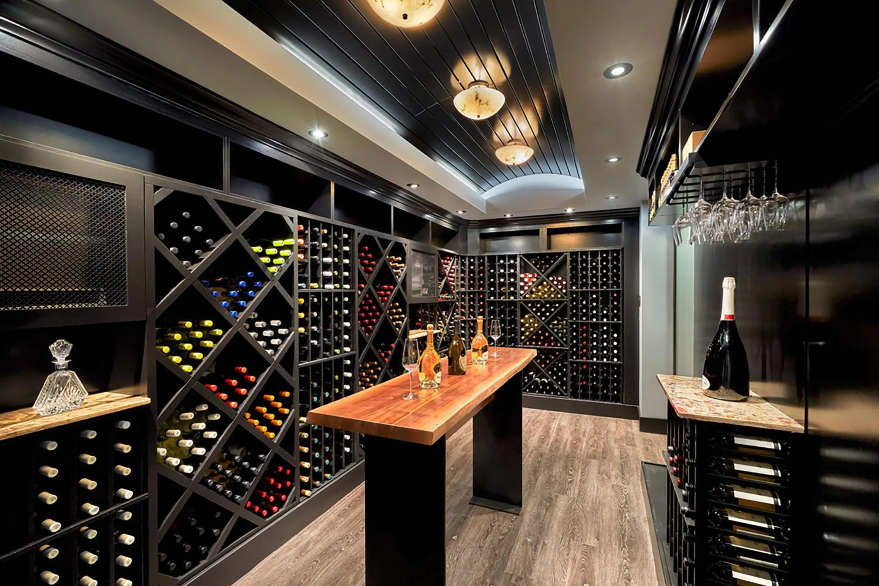 Lounge or bar in Hotel 1000, LXR Hotels & Resorts