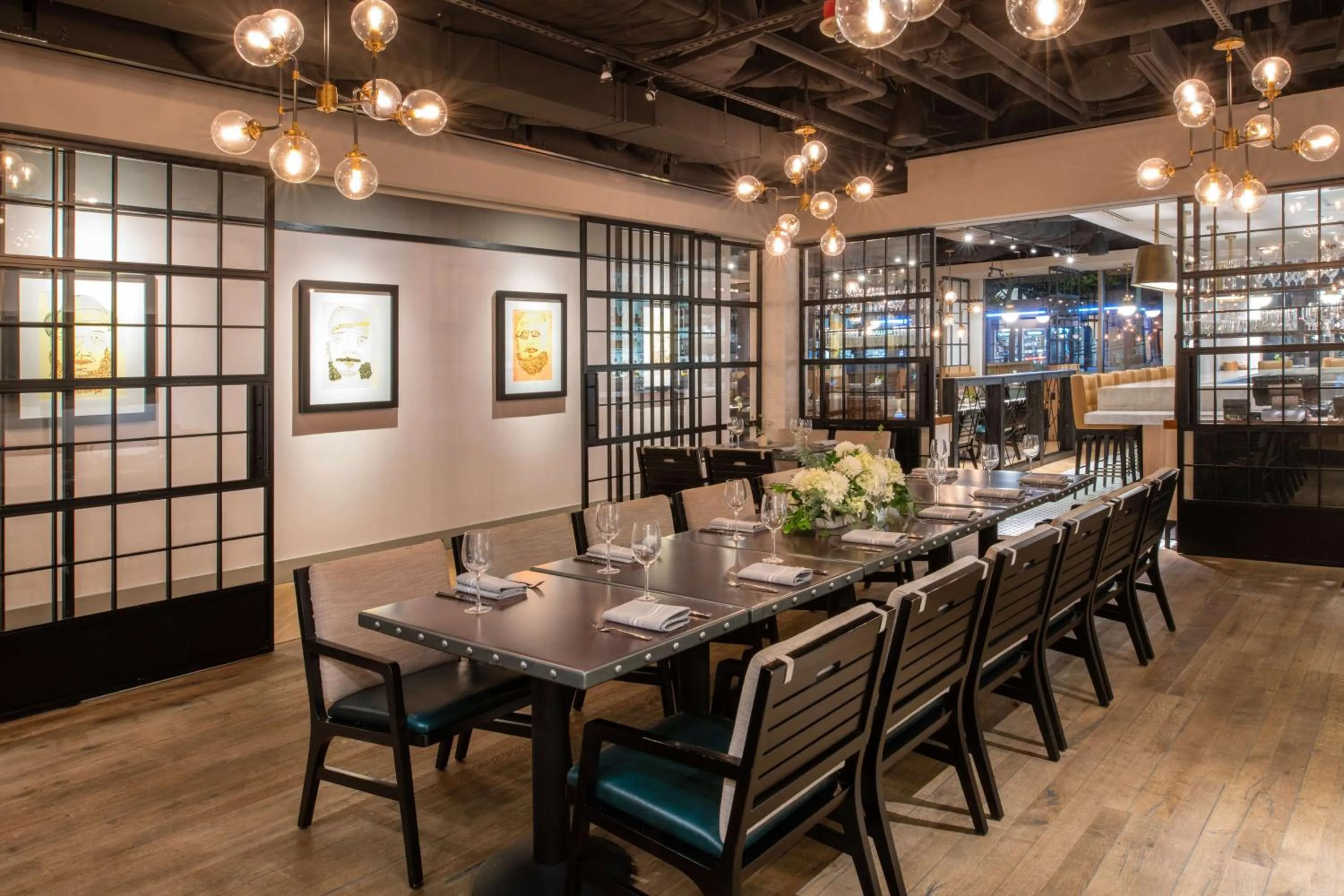 Restaurant/places to eat in Hotel 1000, LXR Hotels & Resorts