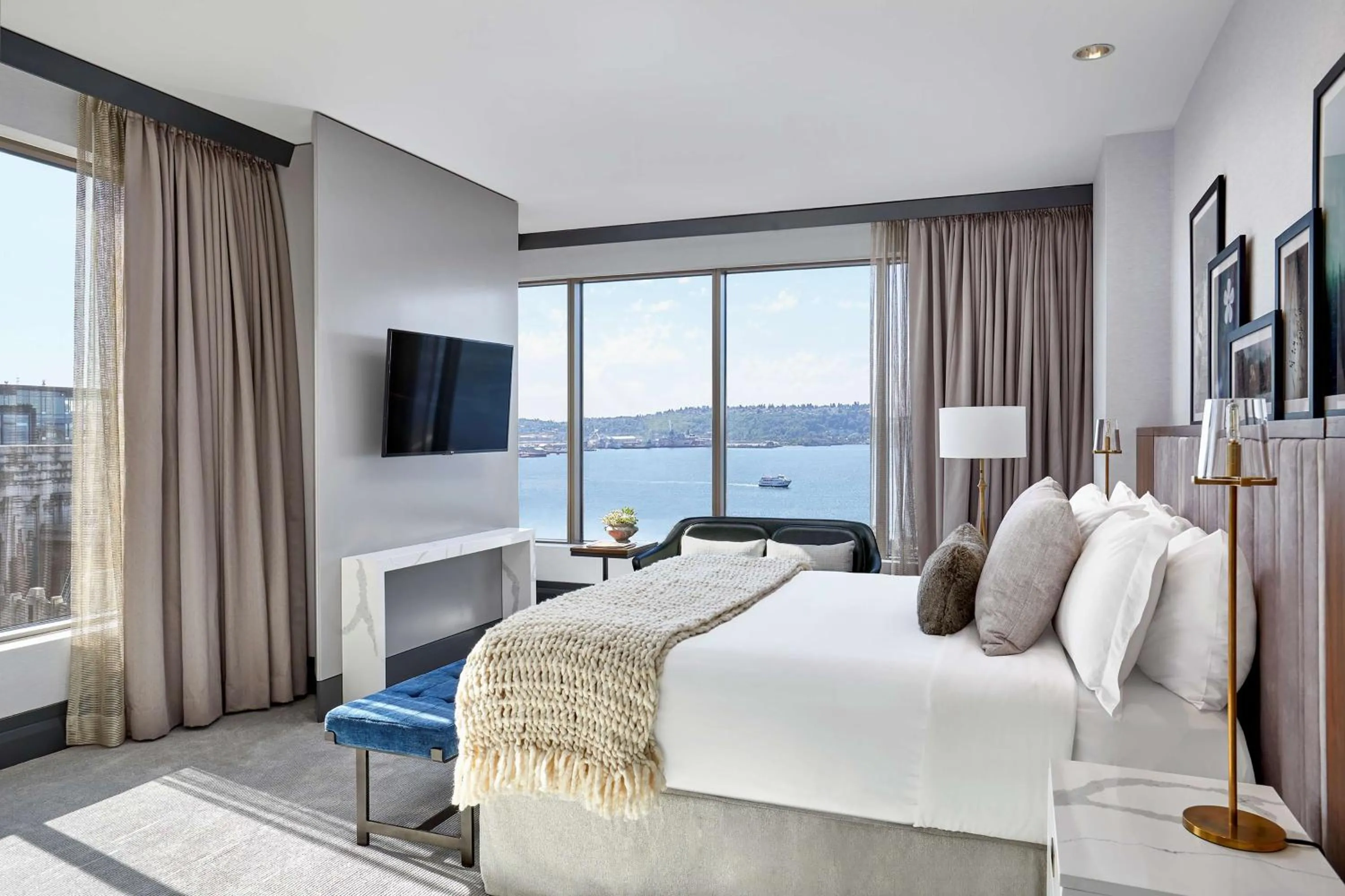 Bed in Hotel 1000, LXR Hotels & Resorts