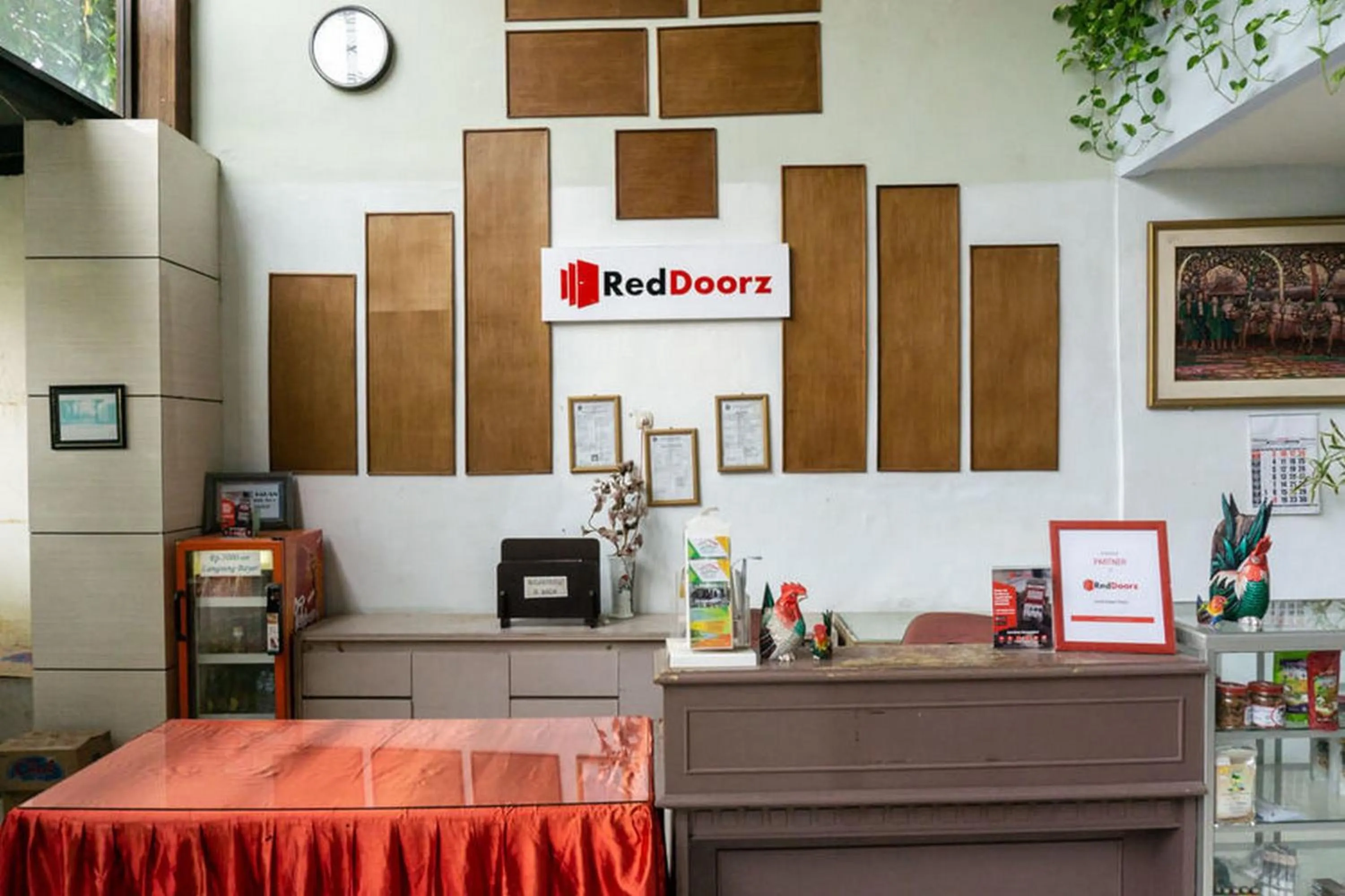RedDoorz @ Hotel Surabaya Sumenep