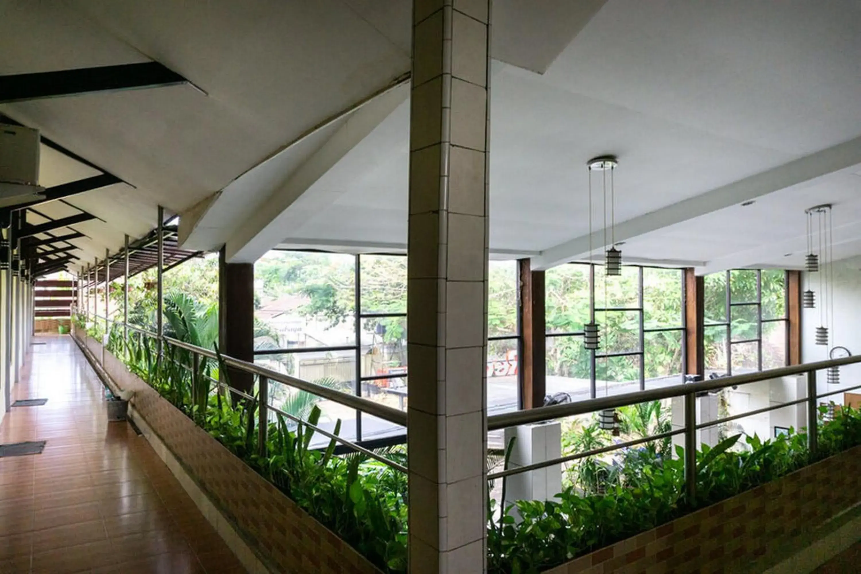 RedDoorz @ Hotel Surabaya Sumenep RedDoorz @ Hotel Surabaya Sumenep