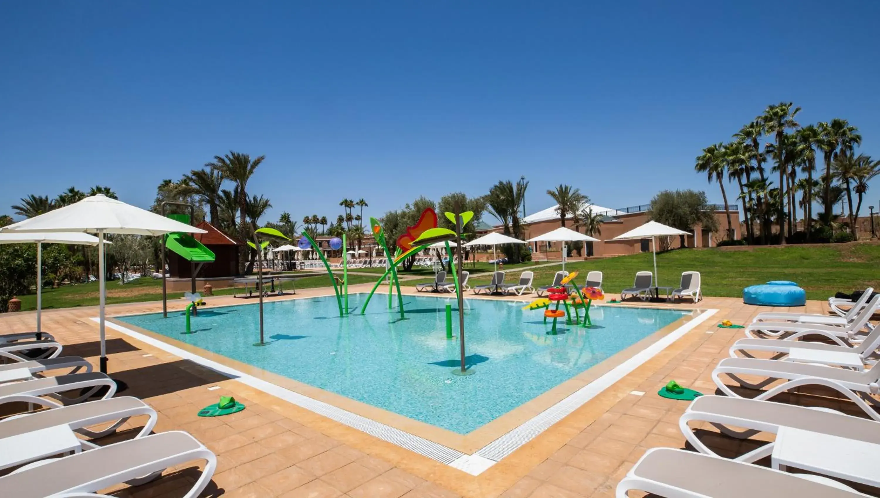 Swimming pool in Sol Oasis Marrakech Swimming pool in Sol Oasis Marrakech