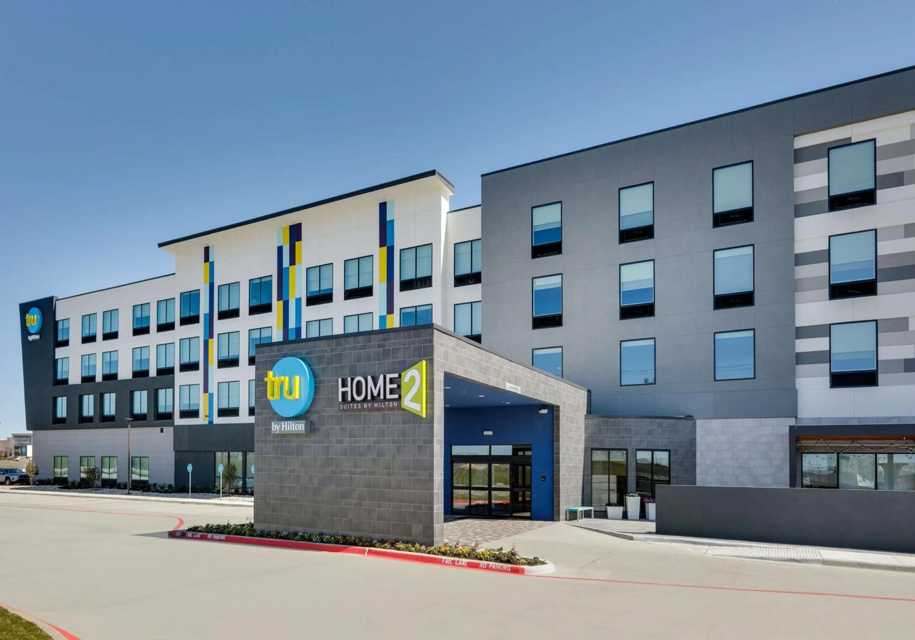Property building in Home2 Suites By Hilton Euless Dfw West, Tx