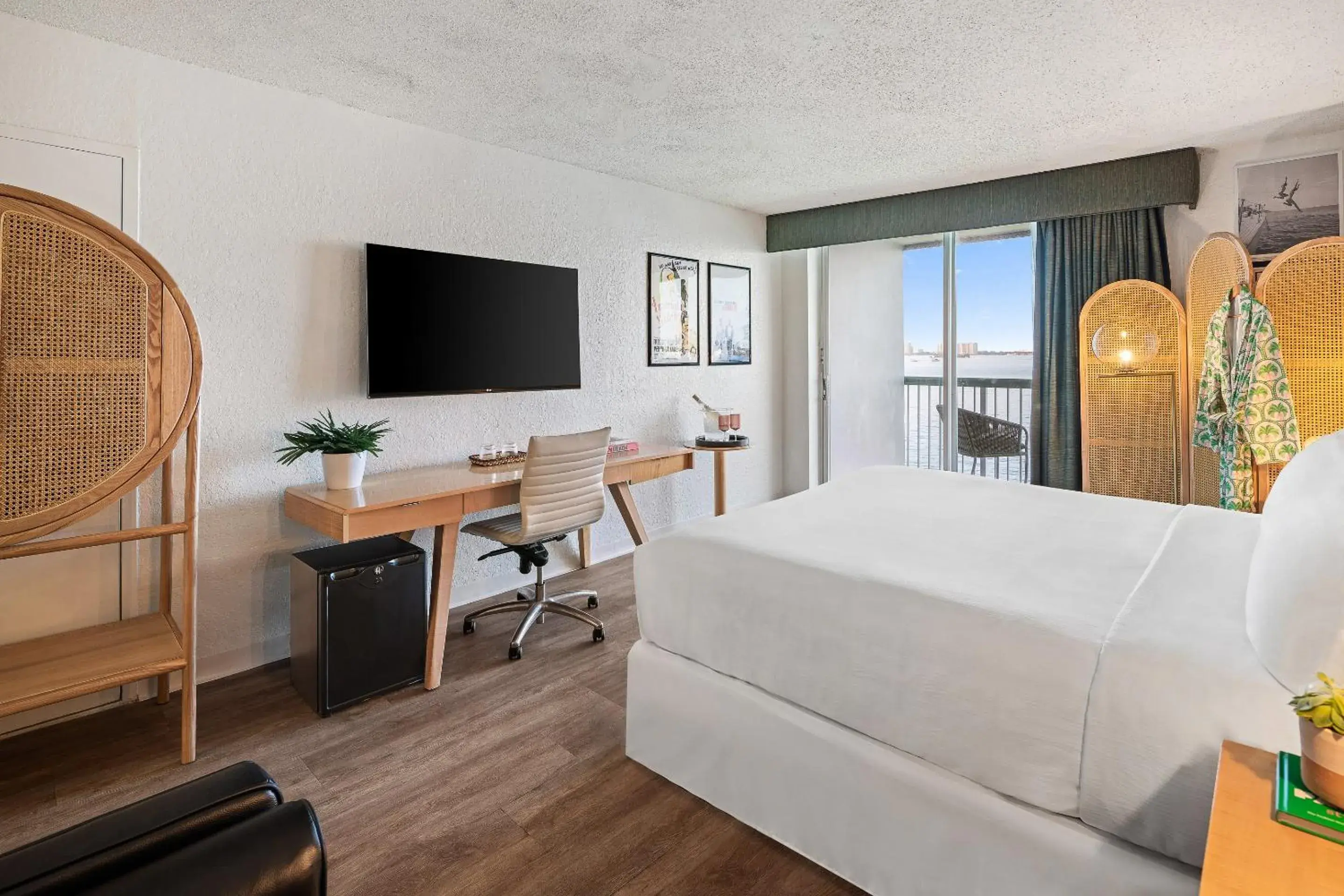 Bedroom, Bed in Palm Tree Club Miami Bedroom, Bed in Palm Tree Club Miami