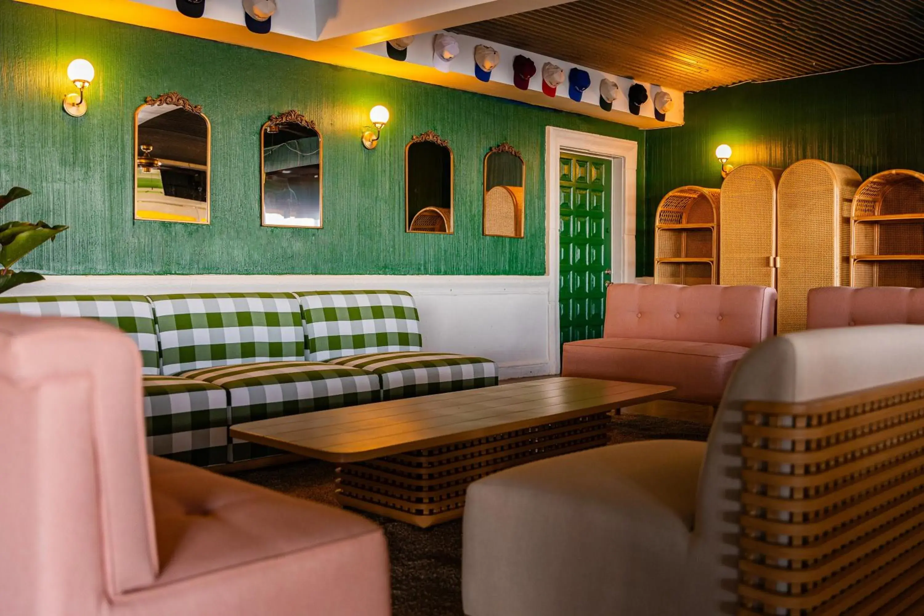 Lounge or bar in Palm Tree Club Miami Lounge or bar in Palm Tree Club Miami