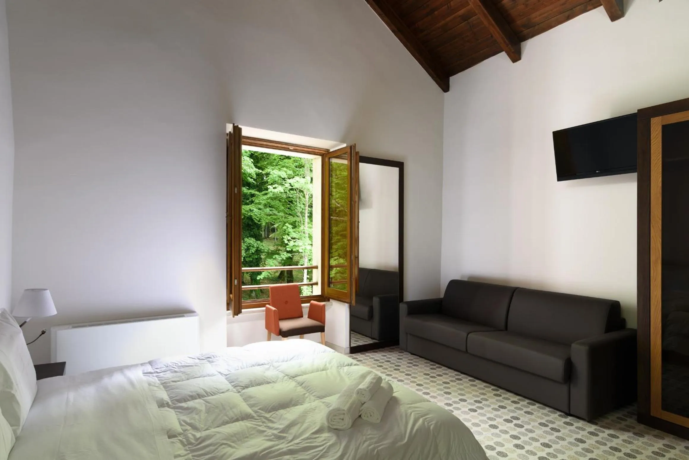 Bedroom, Bed in Elda Hotel