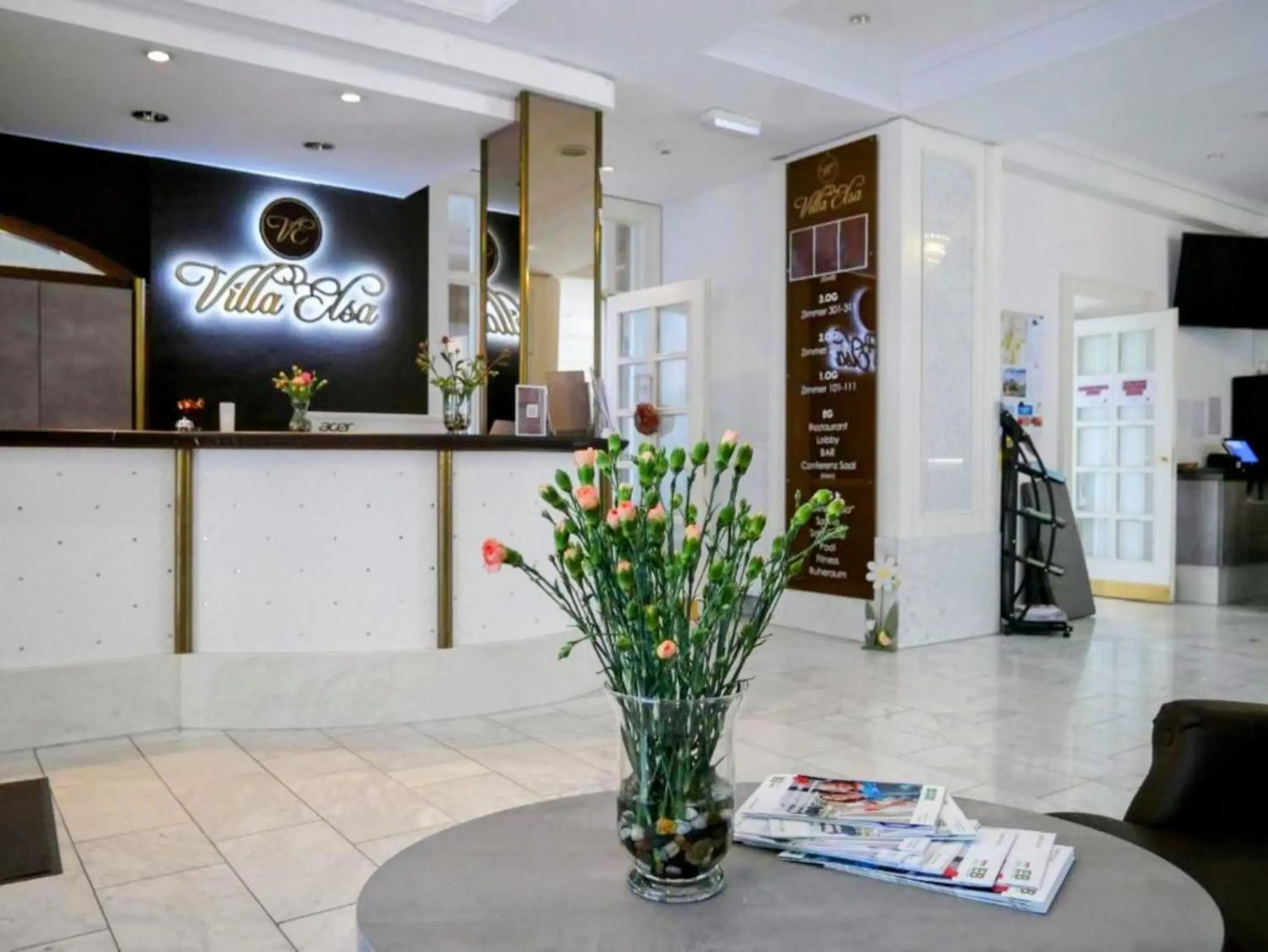 Lobby or reception in Hotel Villa Elsa Lobby or reception in Hotel Villa Elsa