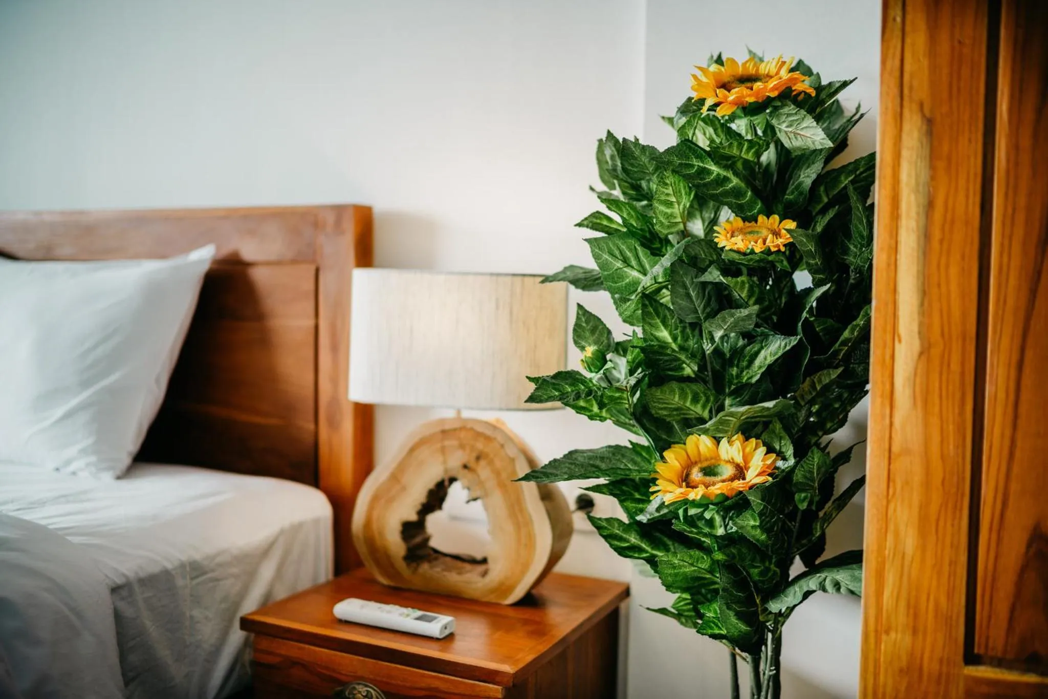 Decorative detail, Bed in Dreamland View