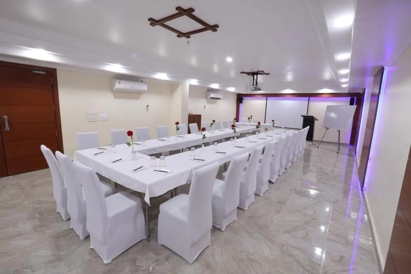 HOTEL SURYA INTERNATIONAL