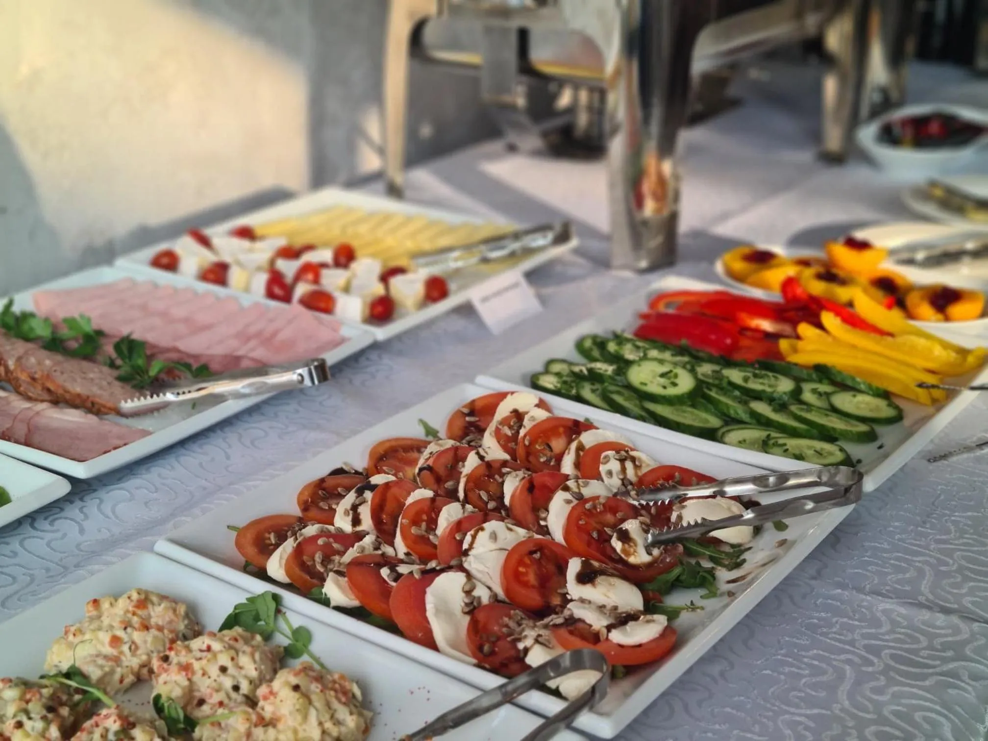 Restaurant/places to eat in Willa Czarnieckiego