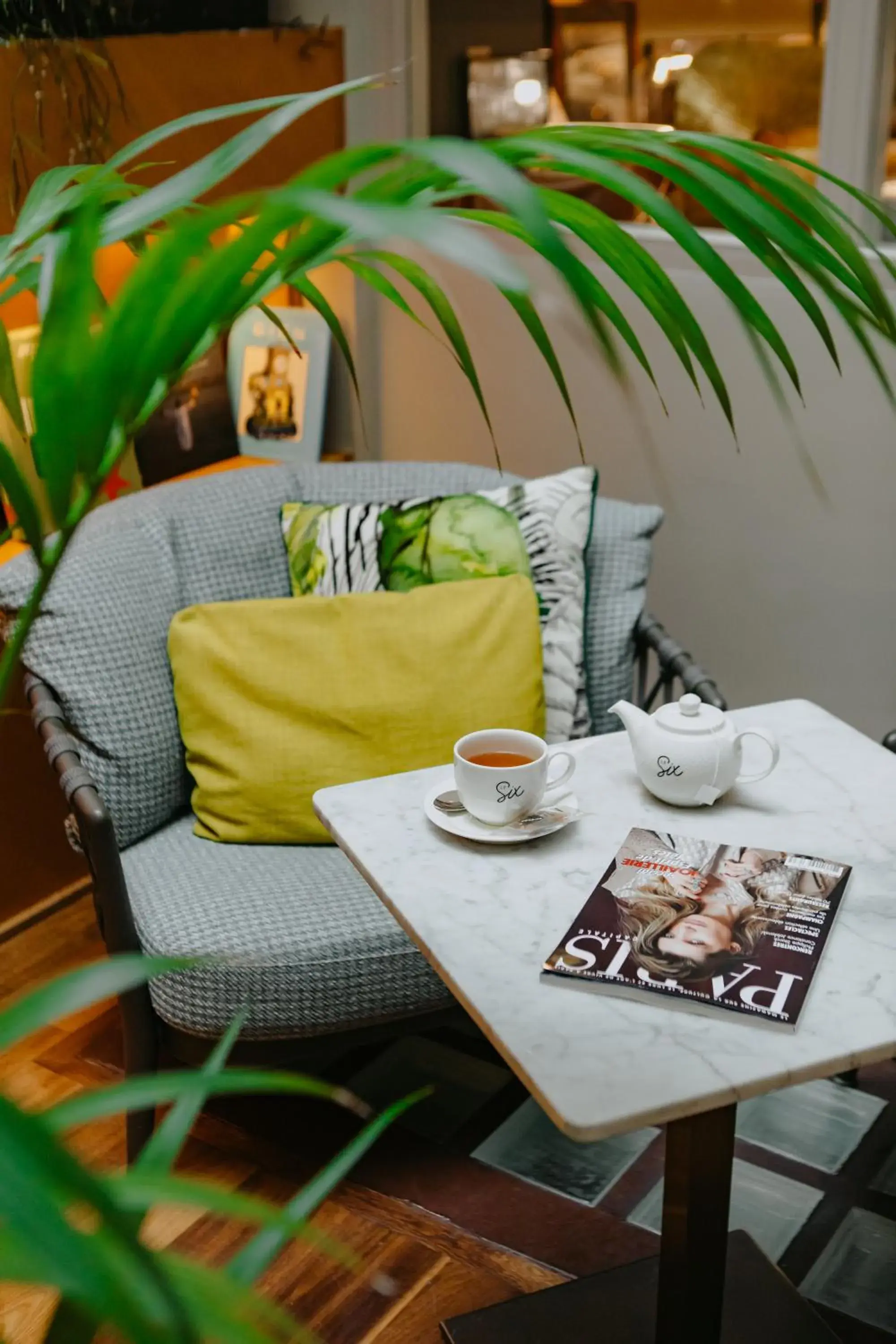 Lounge or bar in Hotel Le Six Lounge or bar in Hotel Le Six