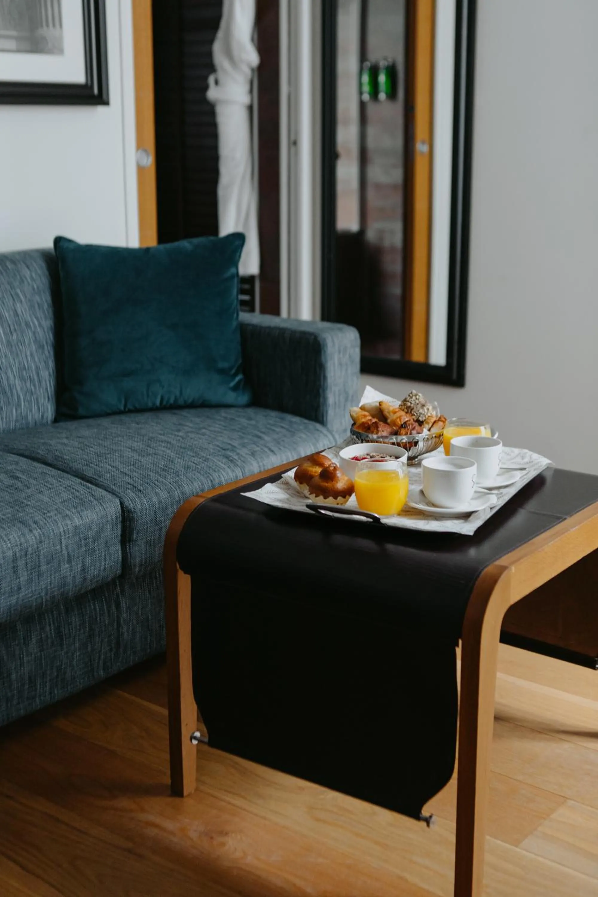 Breakfast in Hotel Le Six