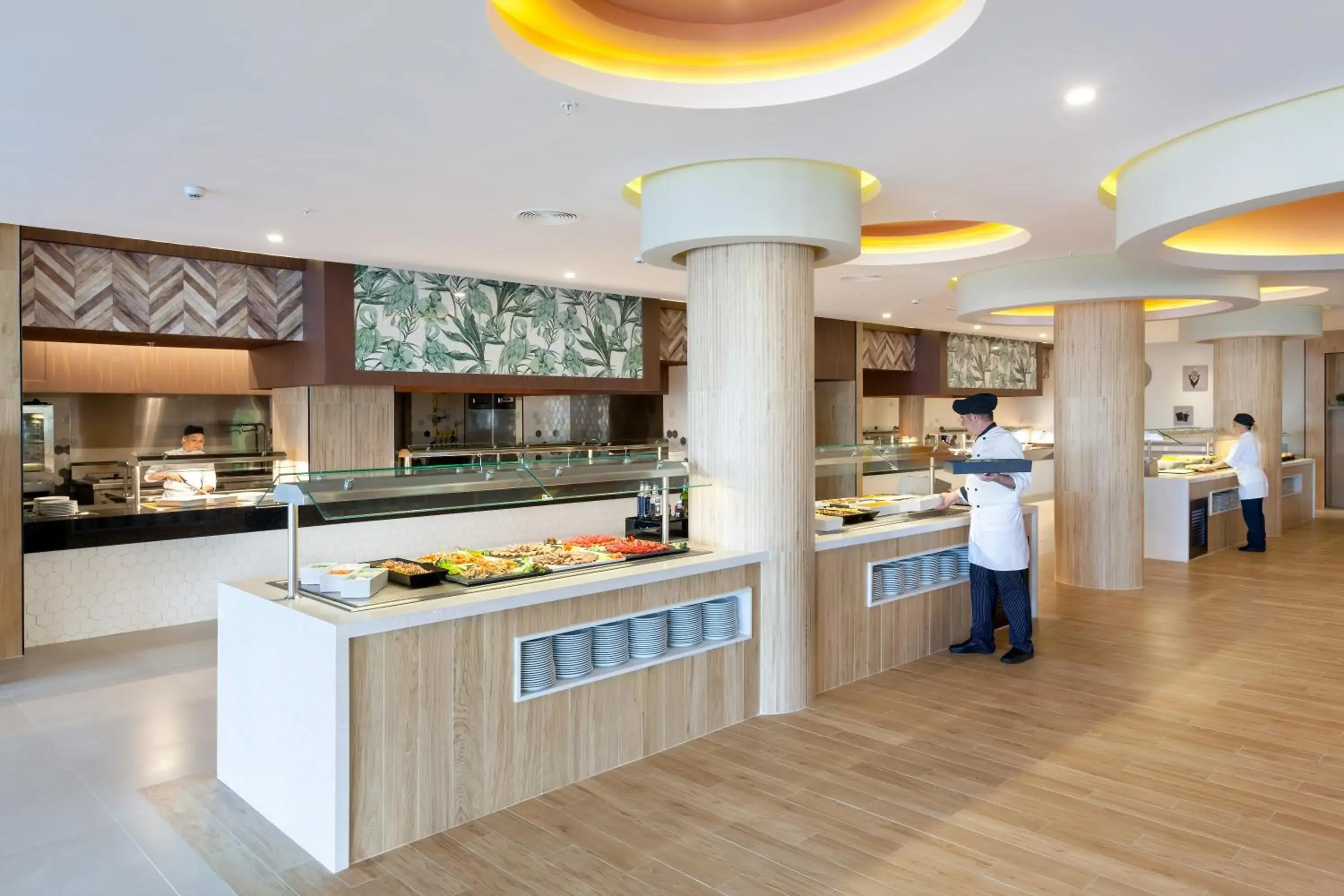 Restaurant/places to eat in Hotel Riu Chiclana - All Inclusive Restaurant/places to eat in Hotel Riu Chiclana - All Inclusive