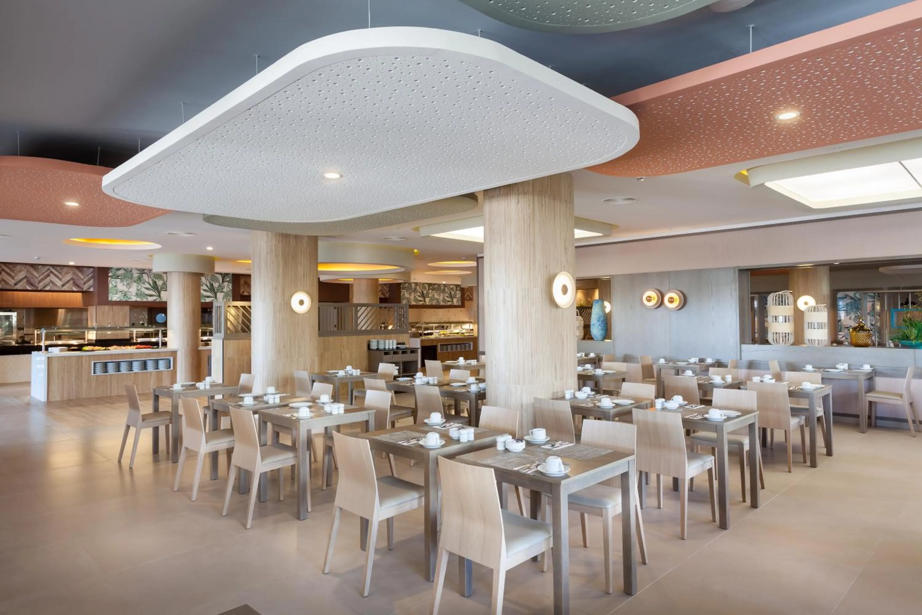 Restaurant/places to eat in Hotel Riu Chiclana - All Inclusive