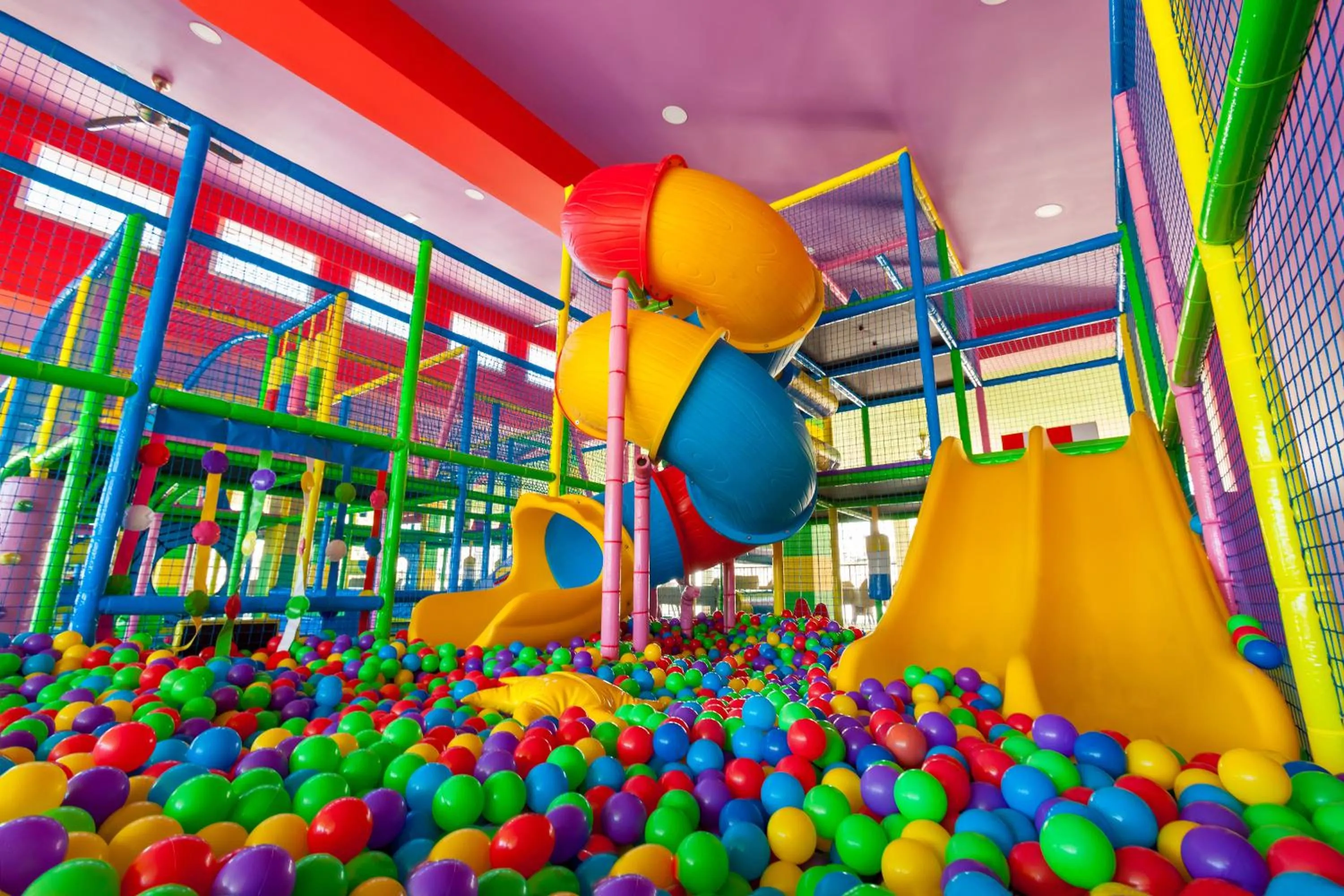 Children play ground in Hotel Riu Chiclana - All Inclusive