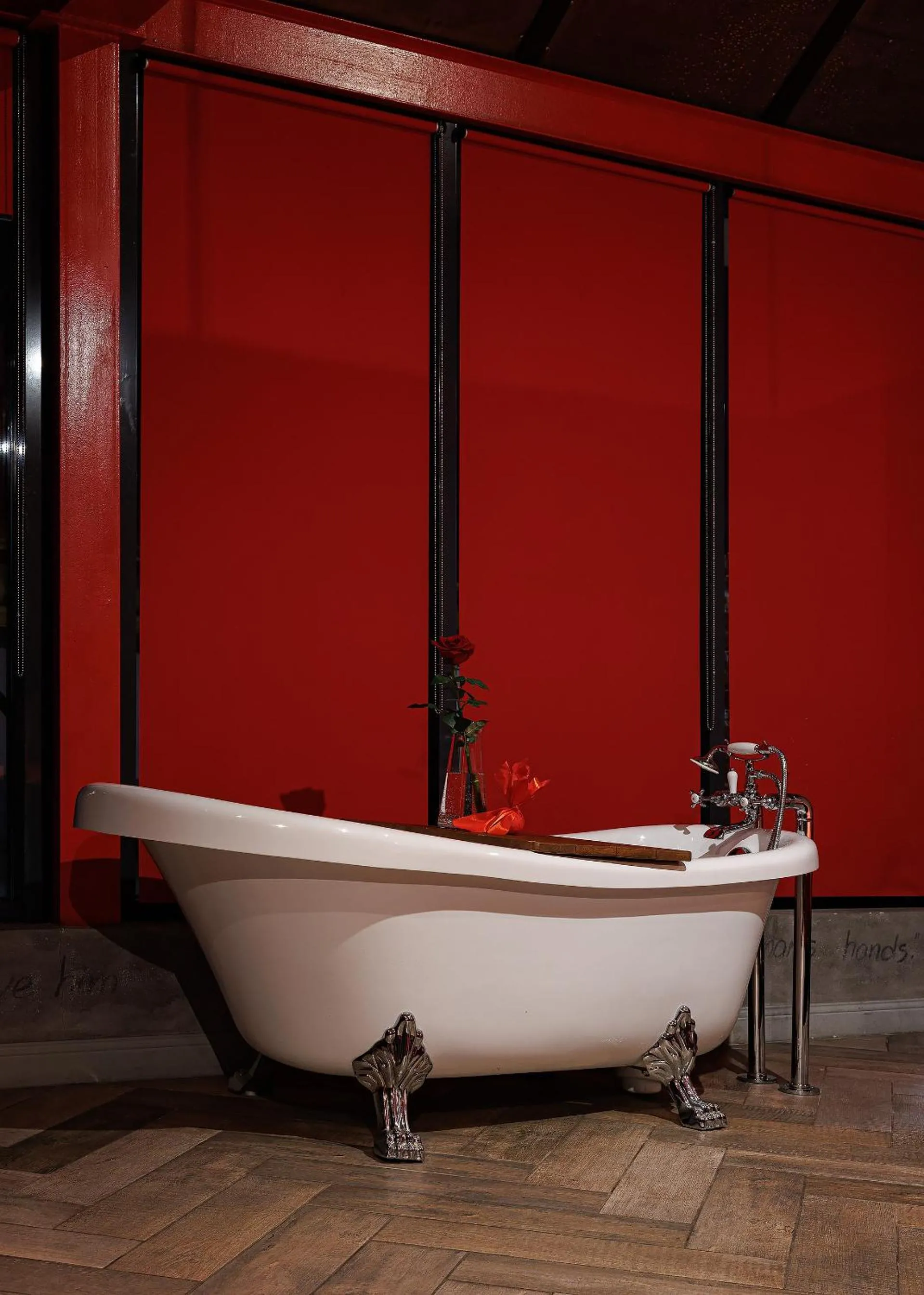 Bath in Masoch. Hotel & Cafe