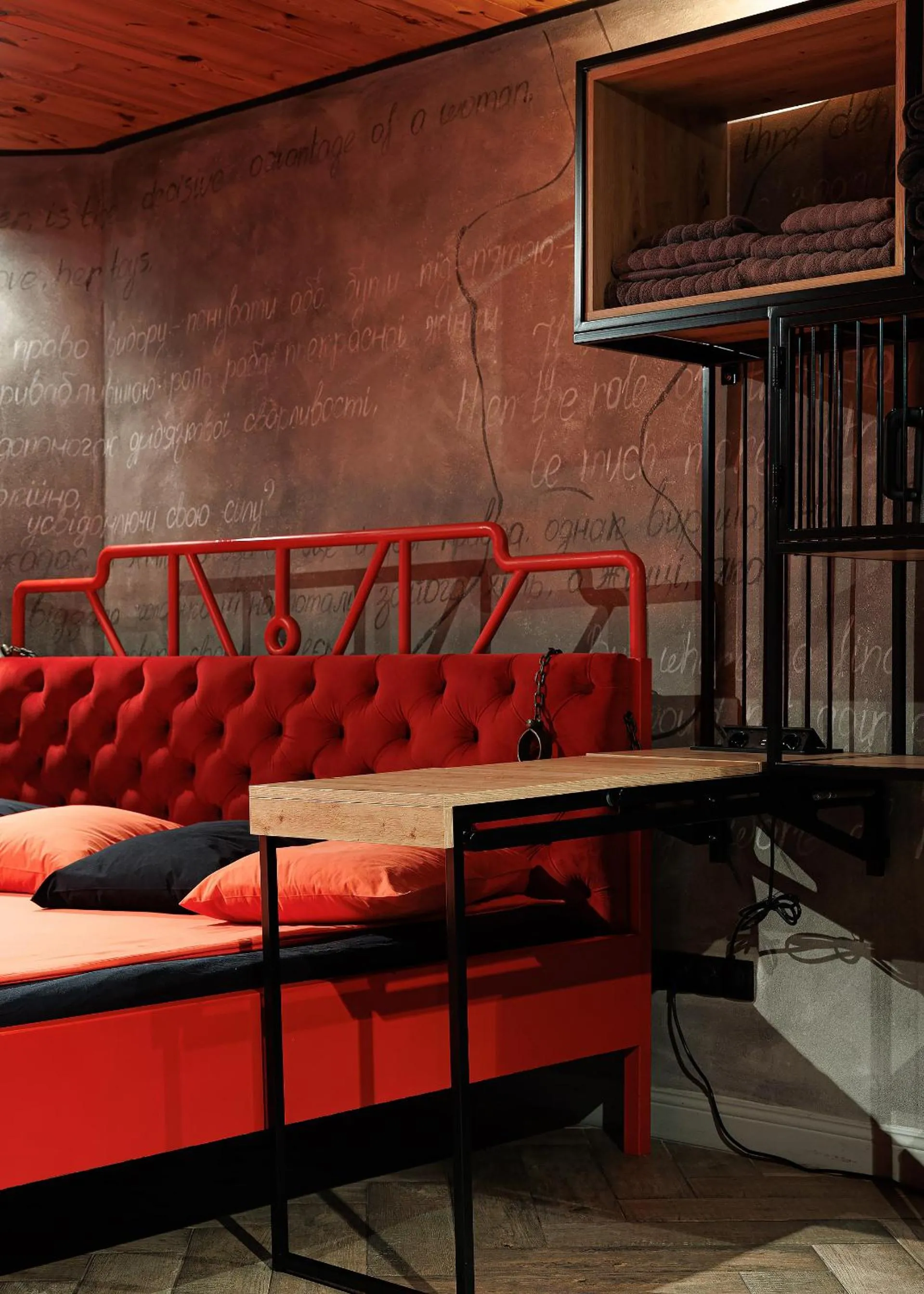 Bed in Masoch. Hotel & Cafe