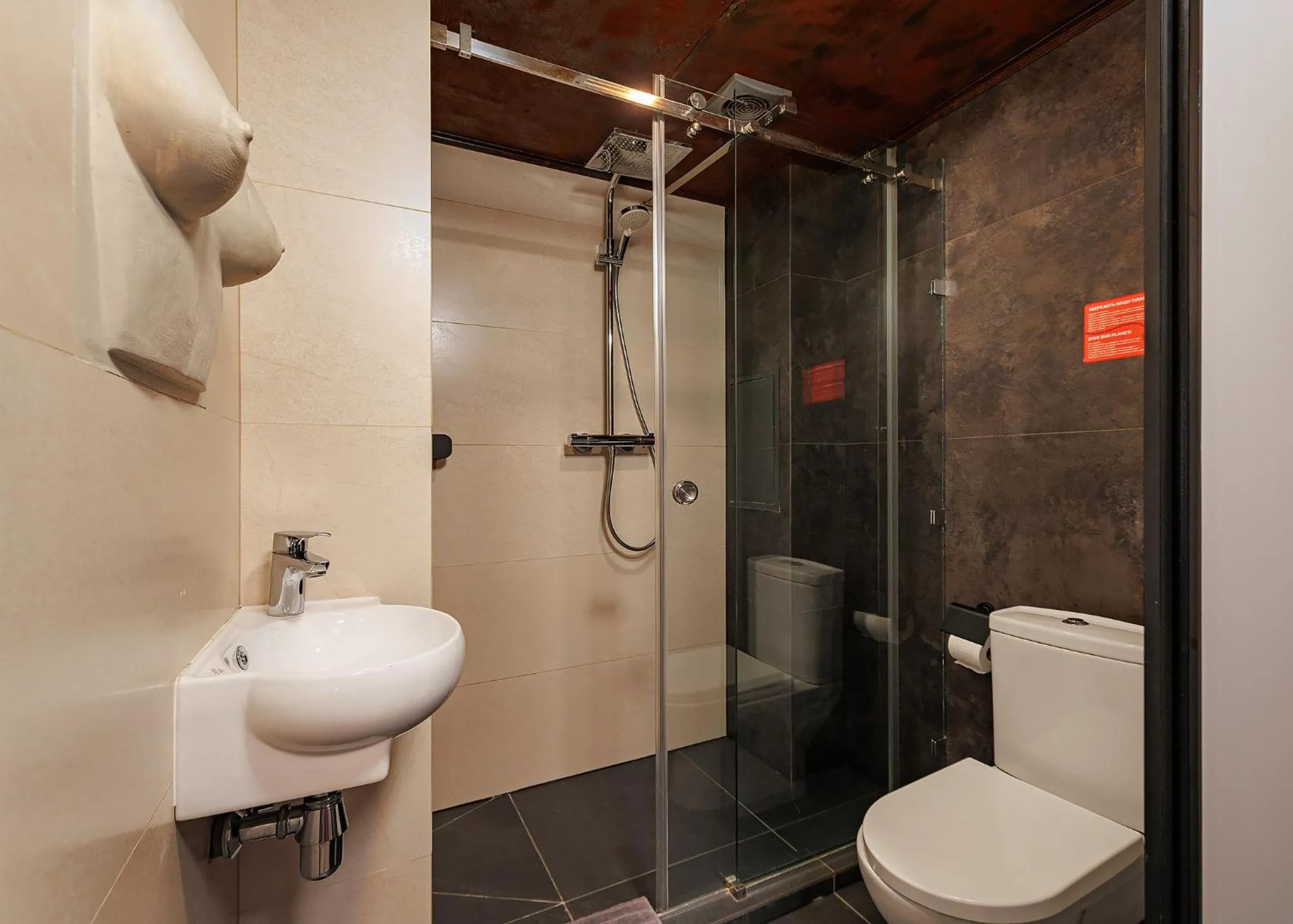 Masoch. Hotel & Cafe