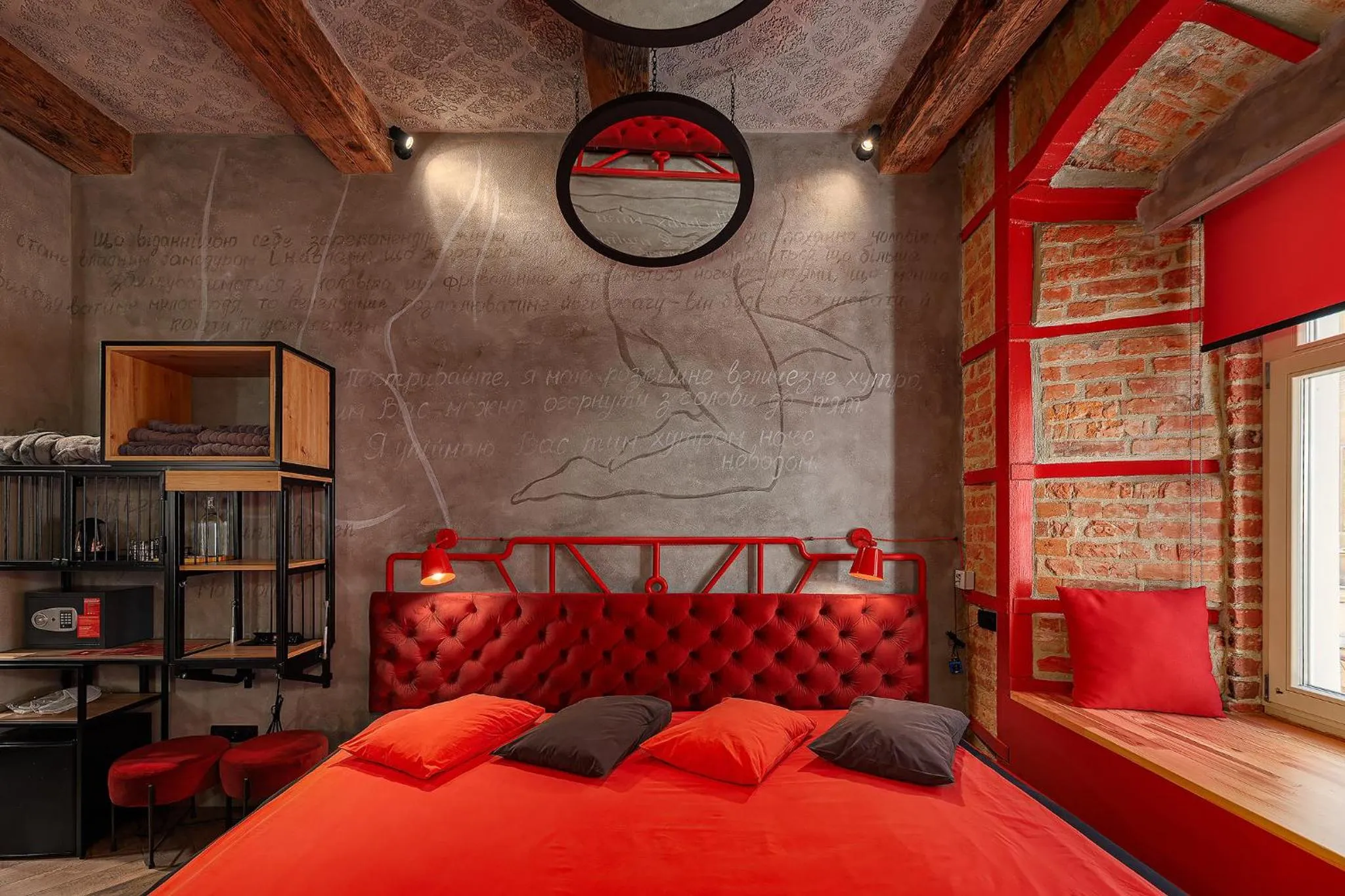 Bed in Masoch. Hotel & Cafe