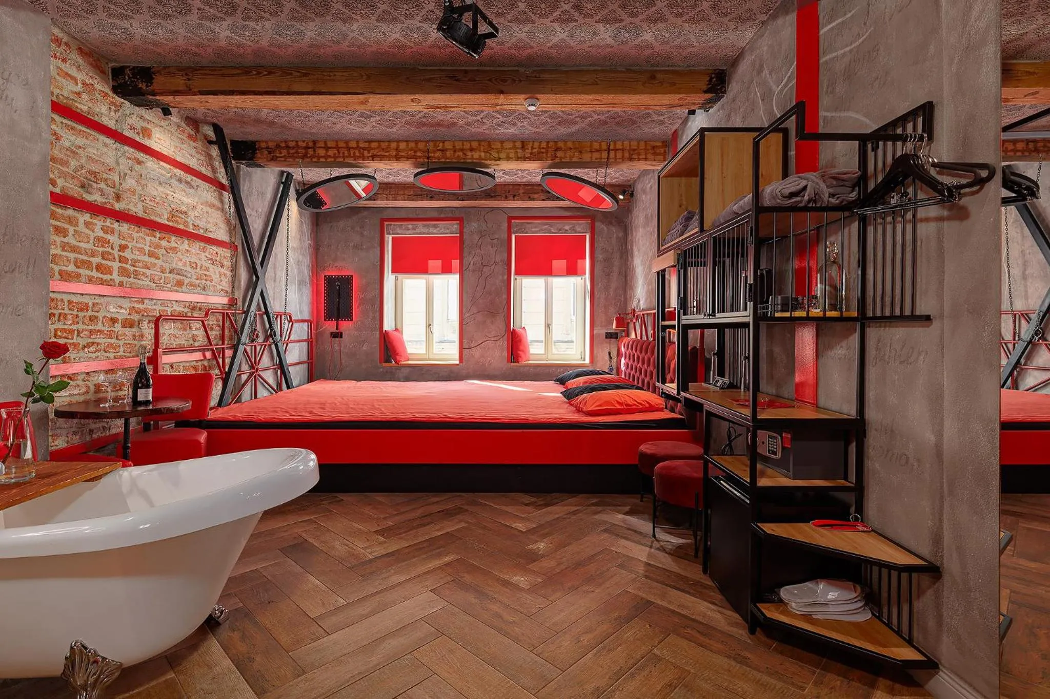 Bed in Masoch. Hotel & Cafe